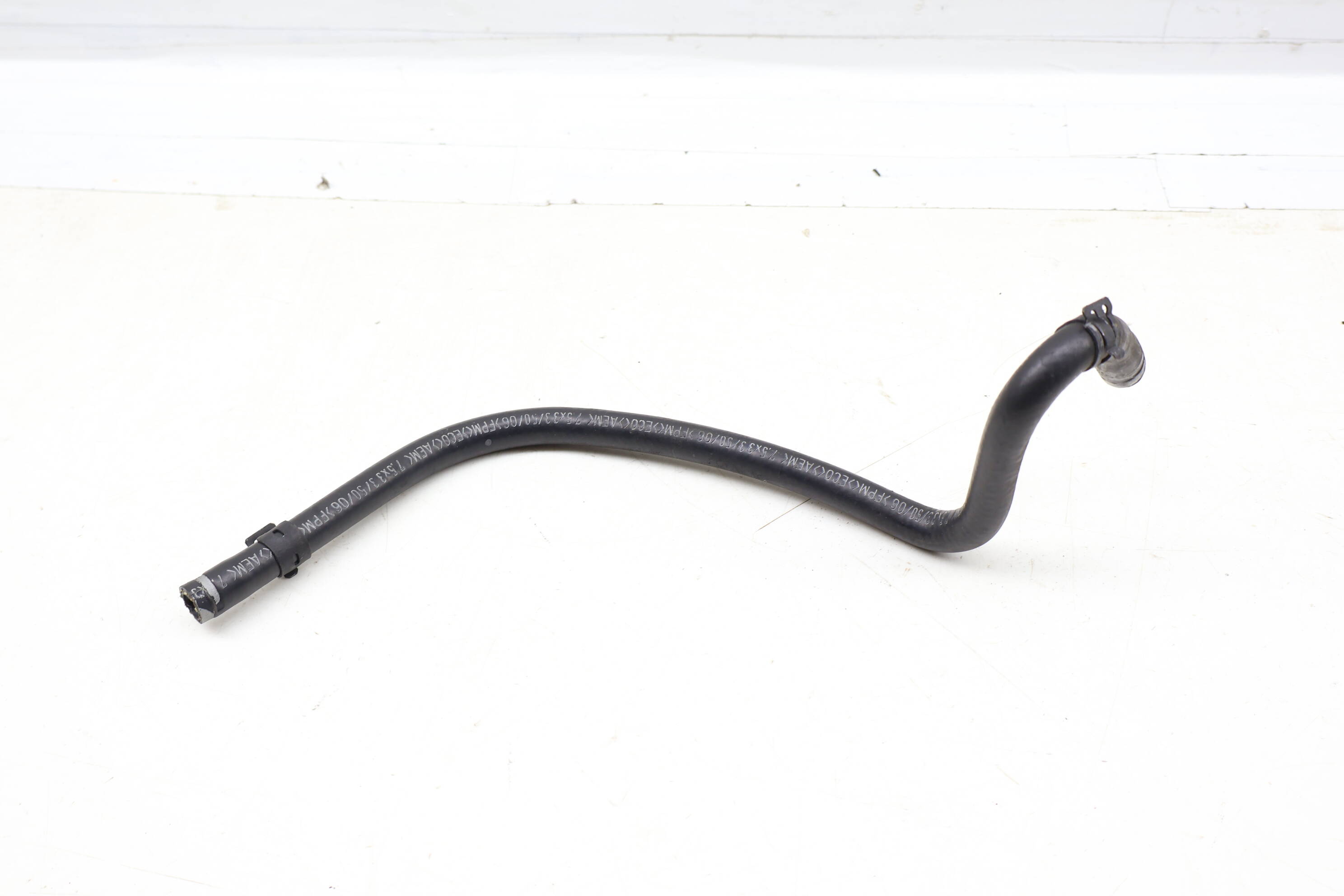 Fuel Tank Breather Hose / Line 98711023700