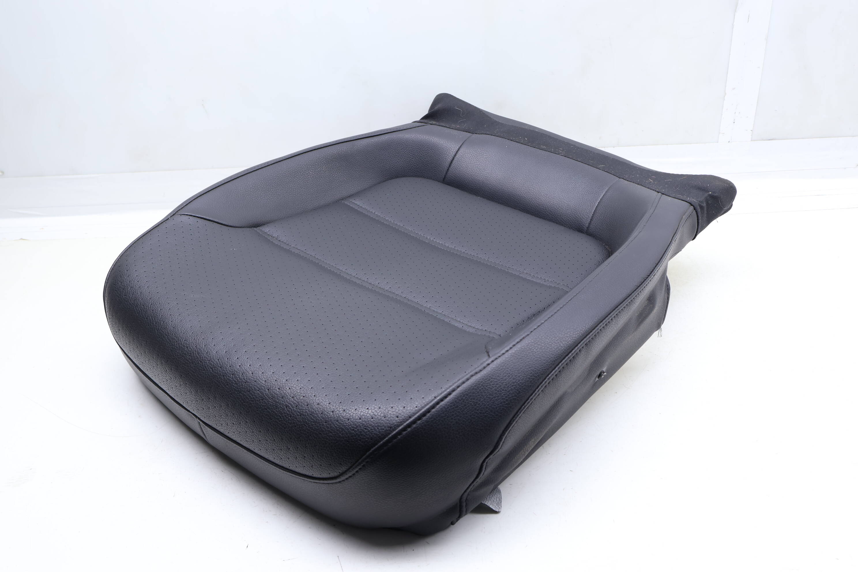 Lower Seat Bottom Cushion 5C6881405AQ