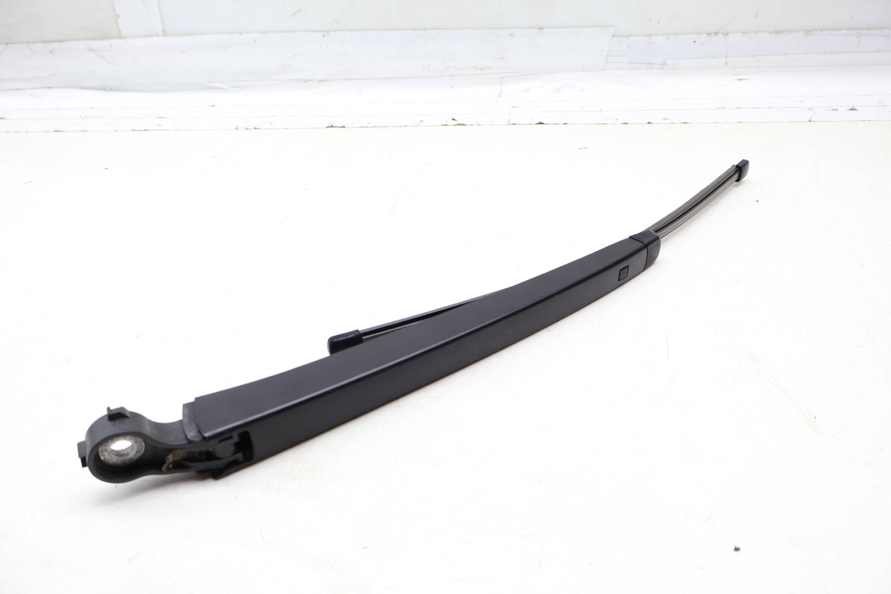 Hatch Window Wiper Arm 3CM955707