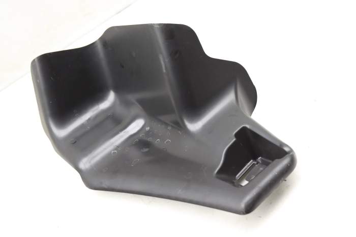 Cabin Air Intake Duct / Screen Cover 5N1815159 main product photo