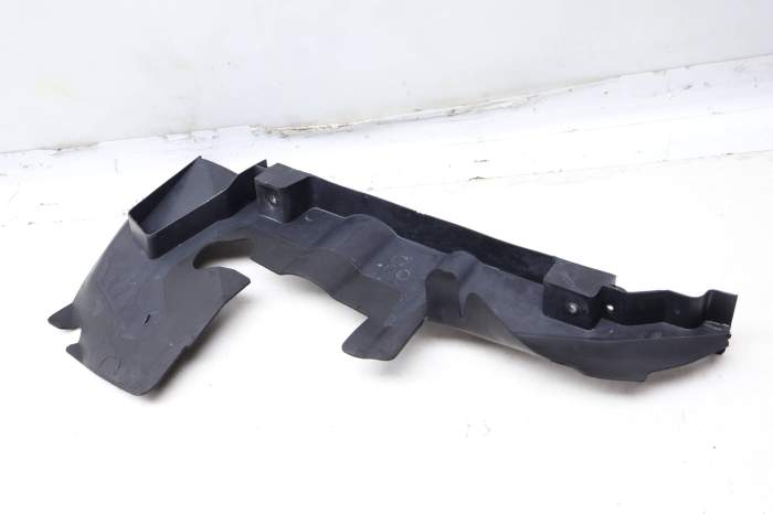 Radiator Air Guide / Shroud 4F0121284AQ main product photo