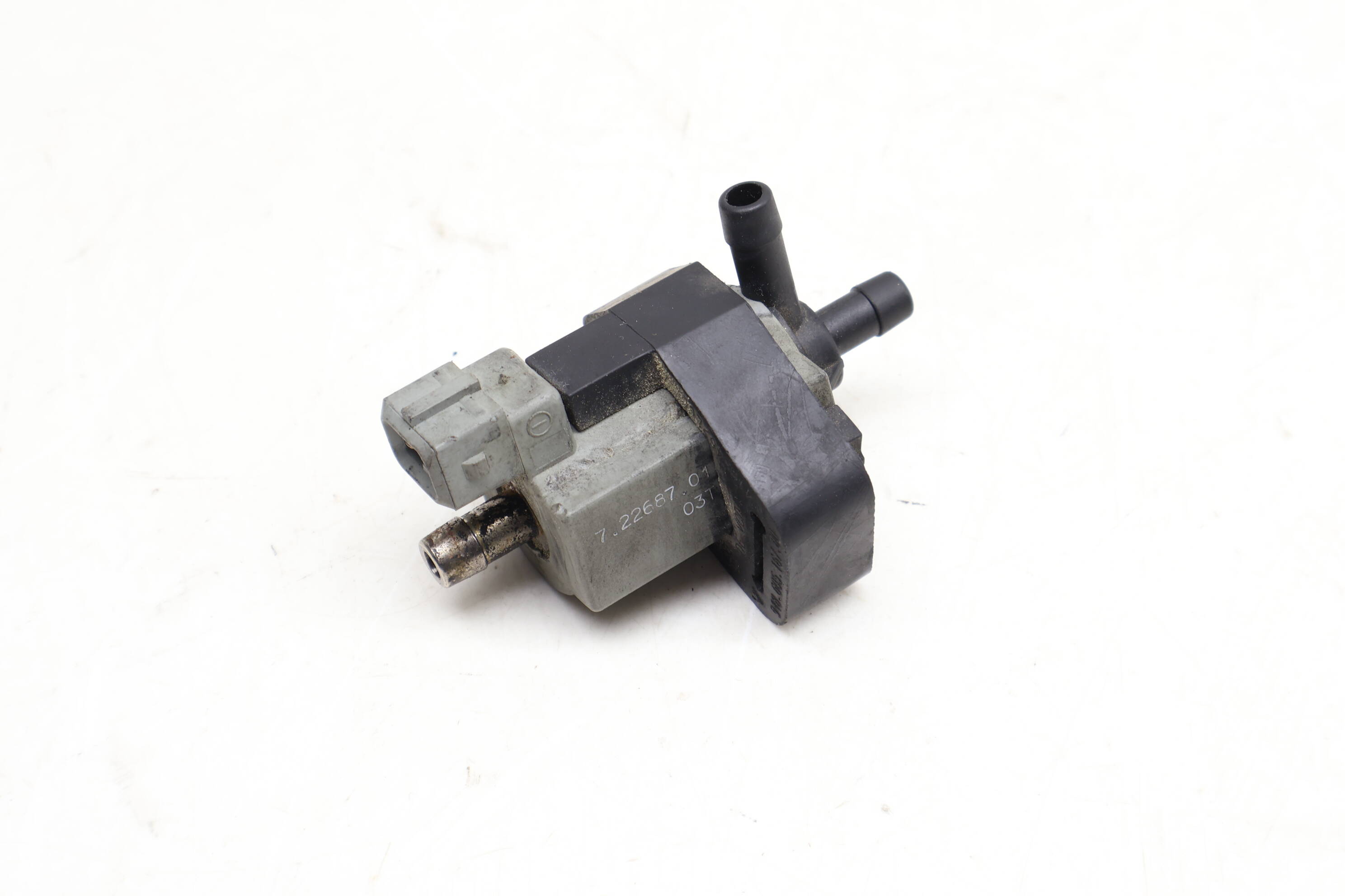Intake Change-Over Vacuum Valve 99660516500