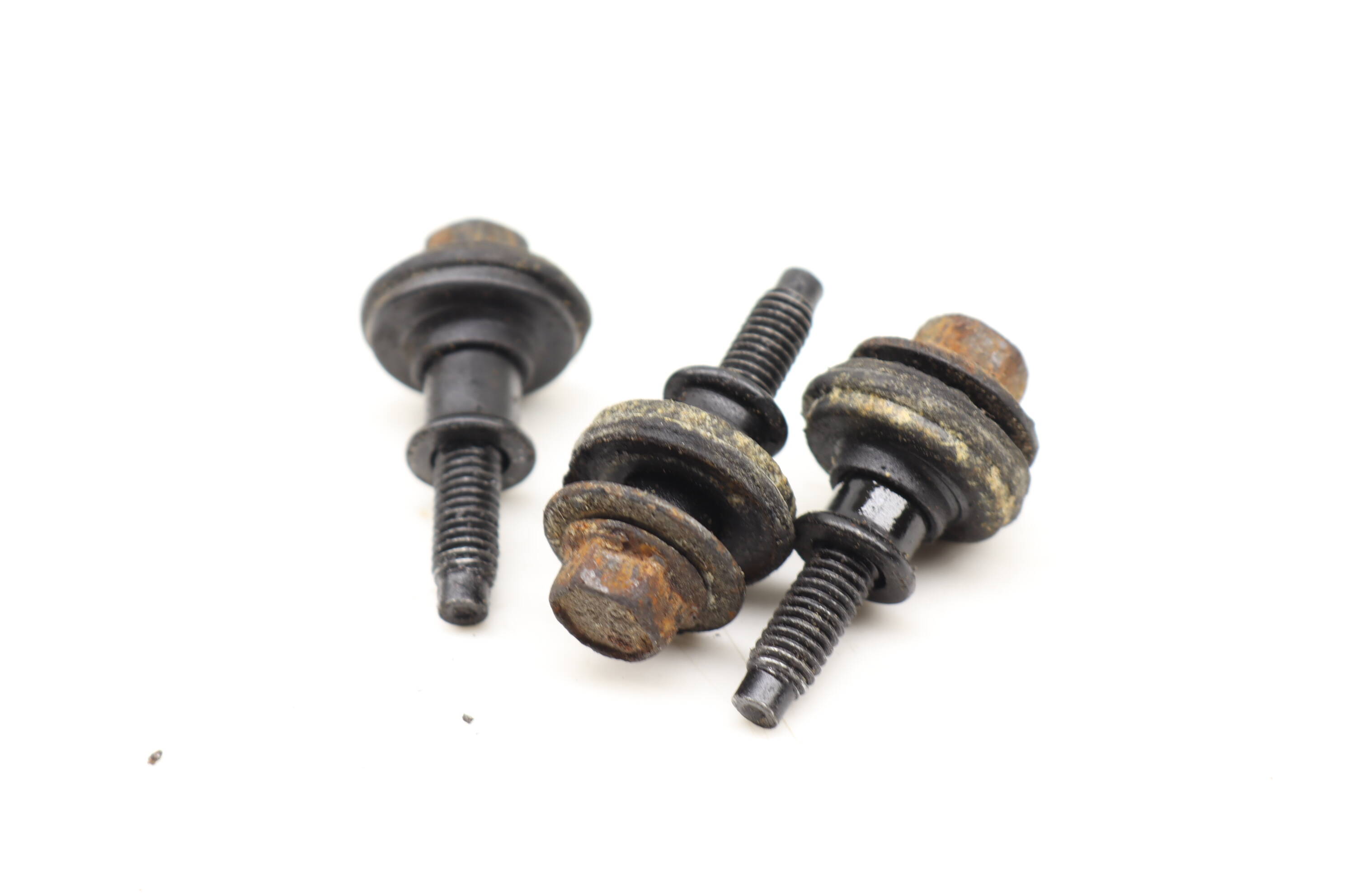 Engine Valve Cover Screw / Bolt Set (3) 021103831