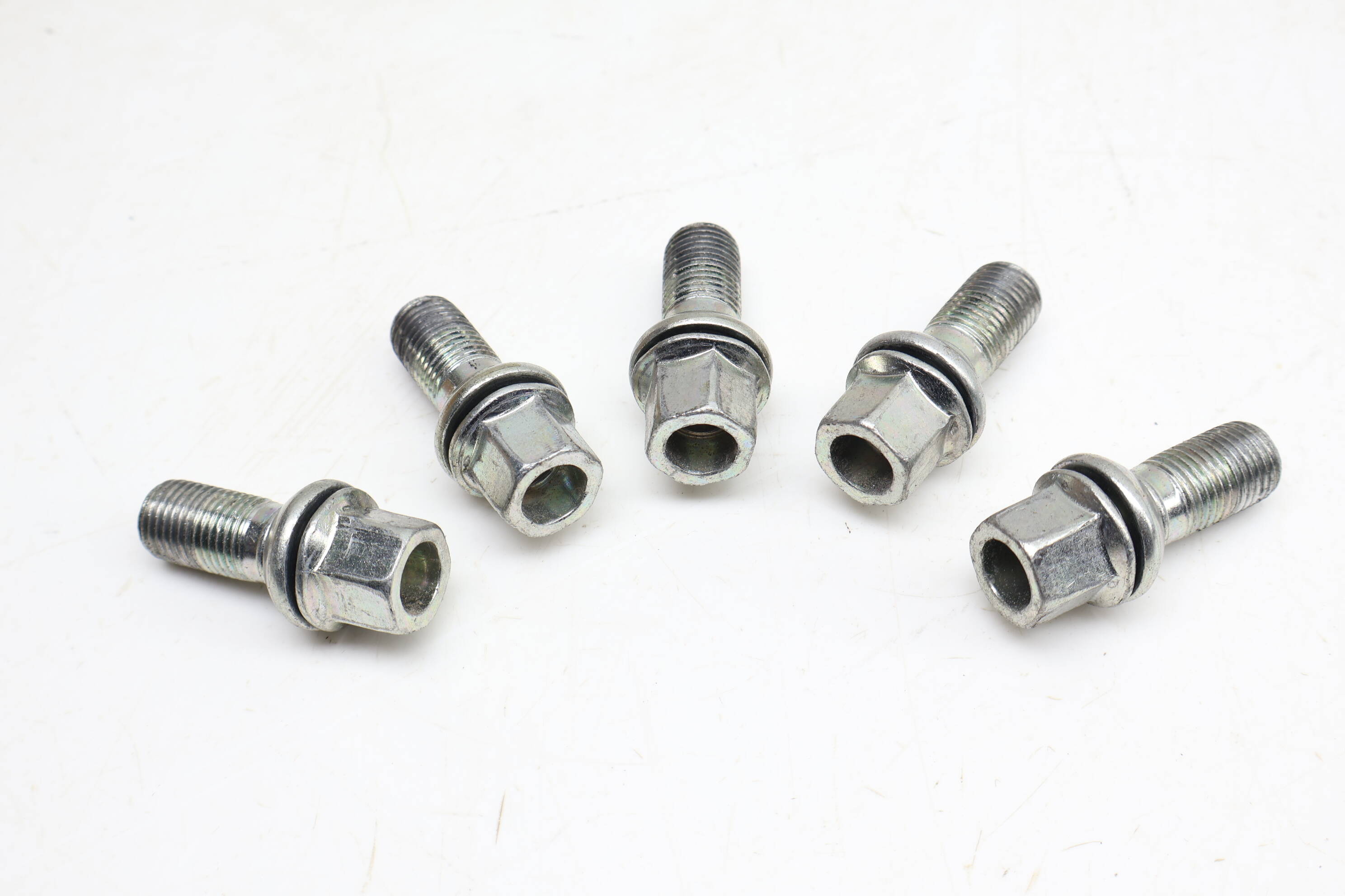 Wheel Lug Bolt / Nut Set (5) WHT002438