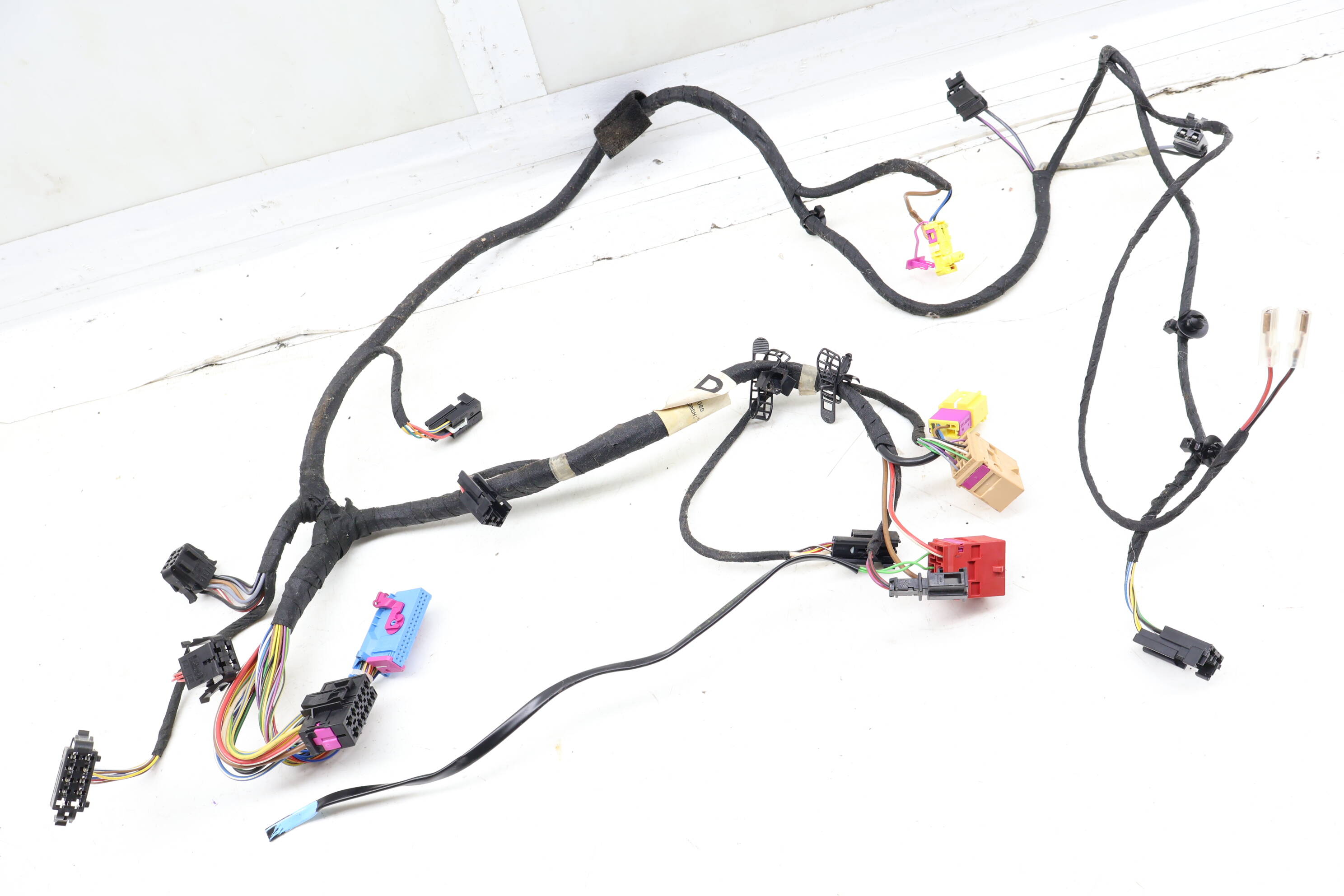 Seat Wiring Harness 4B1971384B