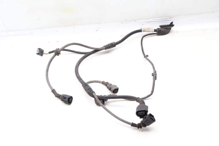 Abs / Speed Sensor Wiring Harness 95B972253G main product photo