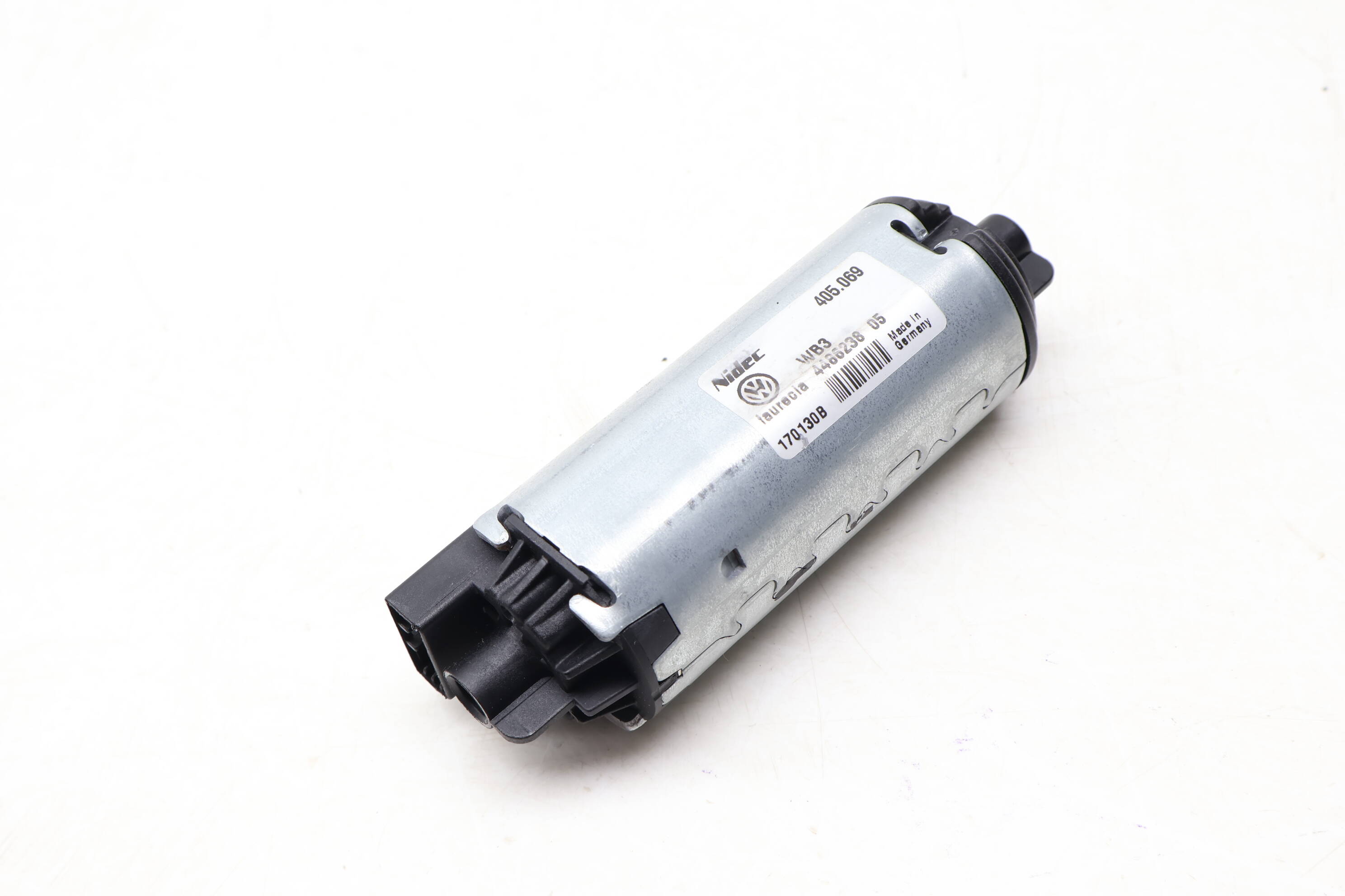 Slide Seat Motor 8U0881184