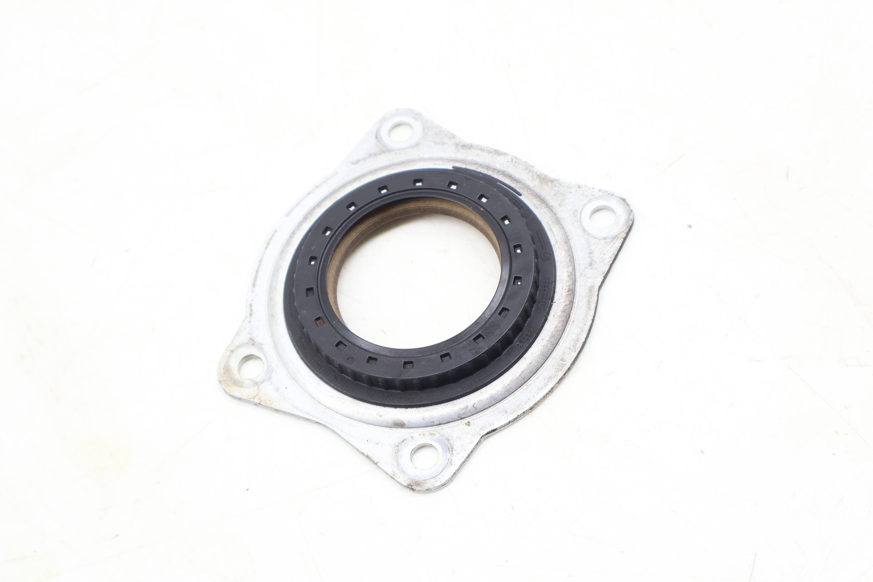 Crankshaft Sealing Flange 94810191020