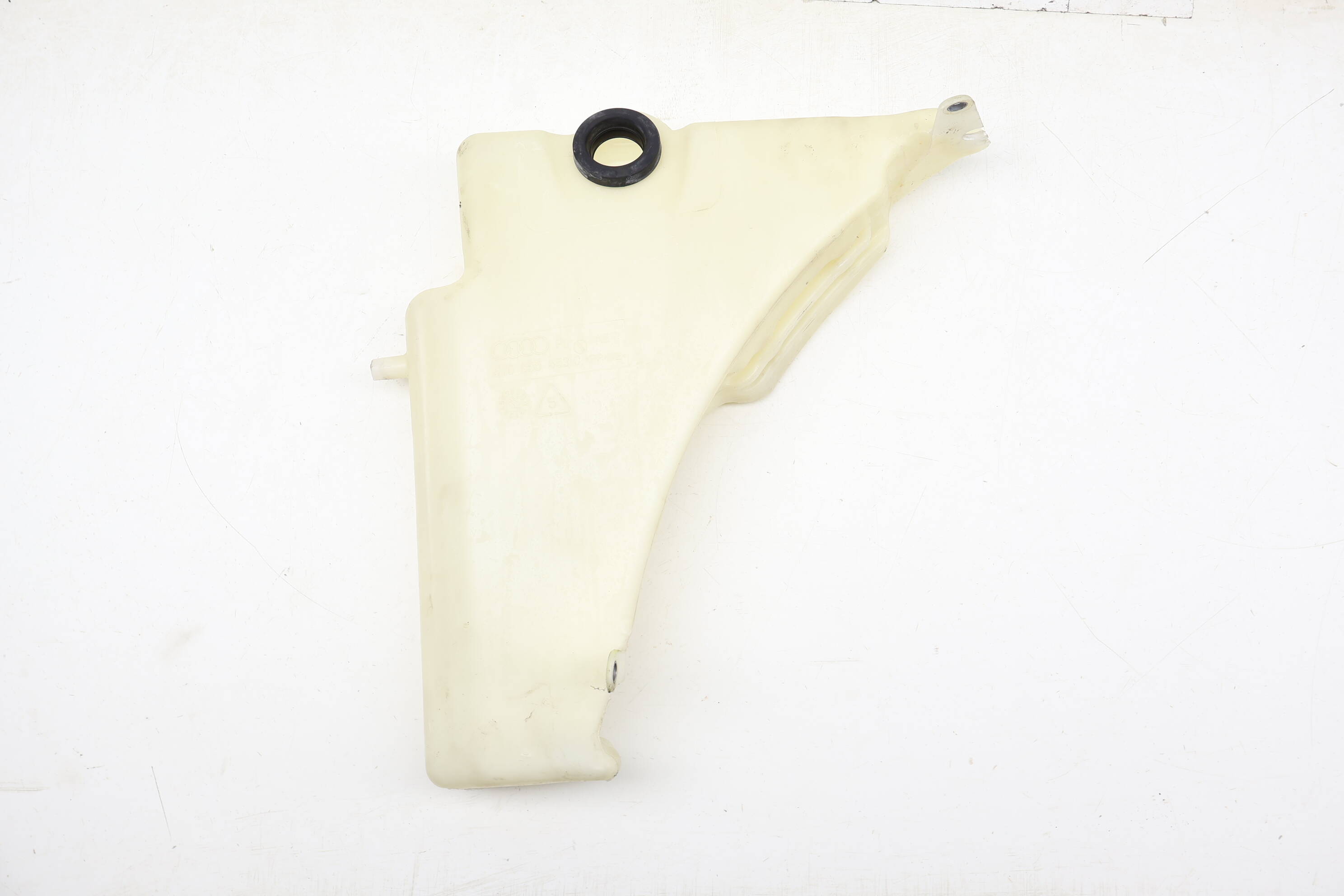 Lower Windshield Washer Reservoir / Tank 8T0955453C