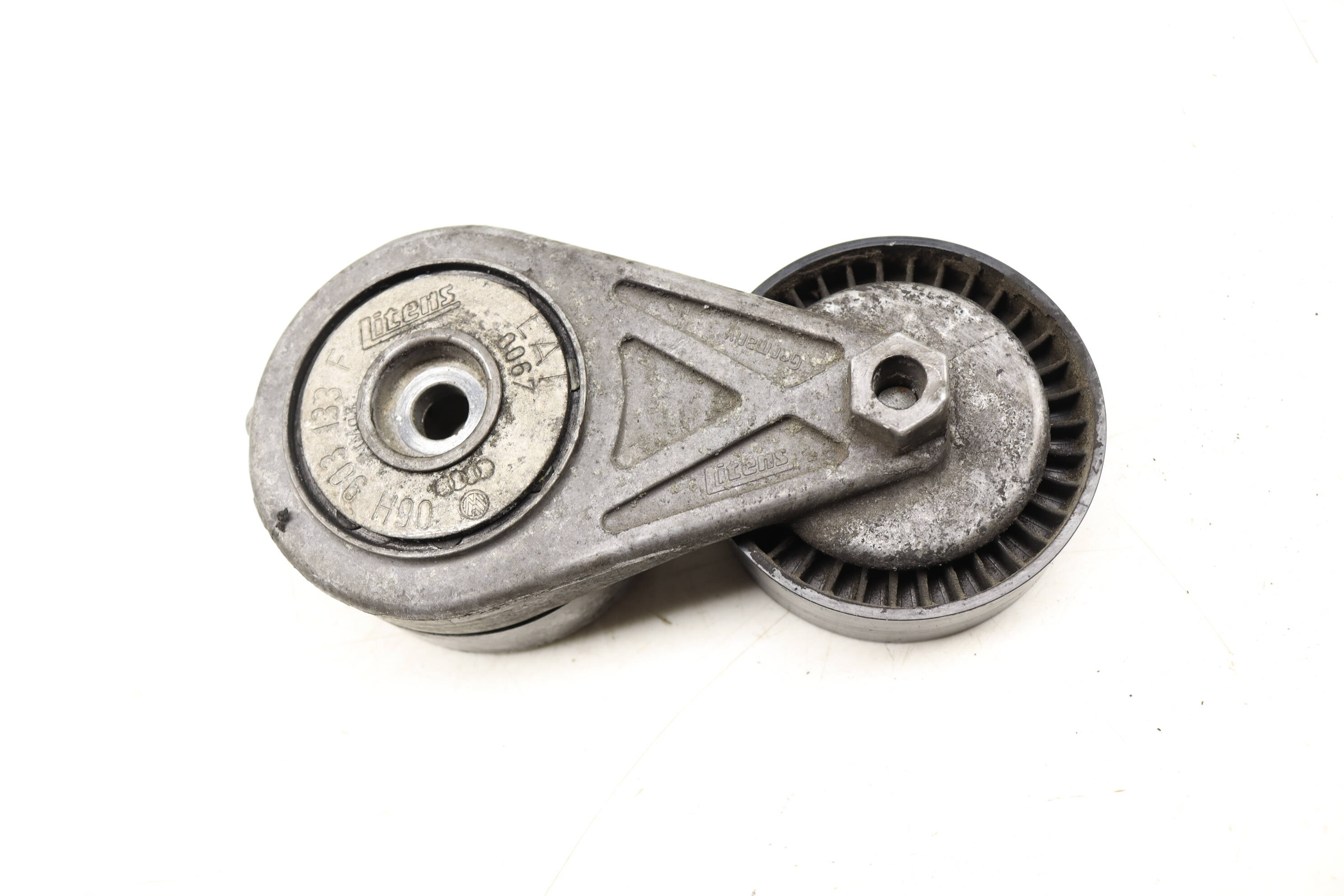 Drive / Serpentine Belt Tensioner 06H903133F