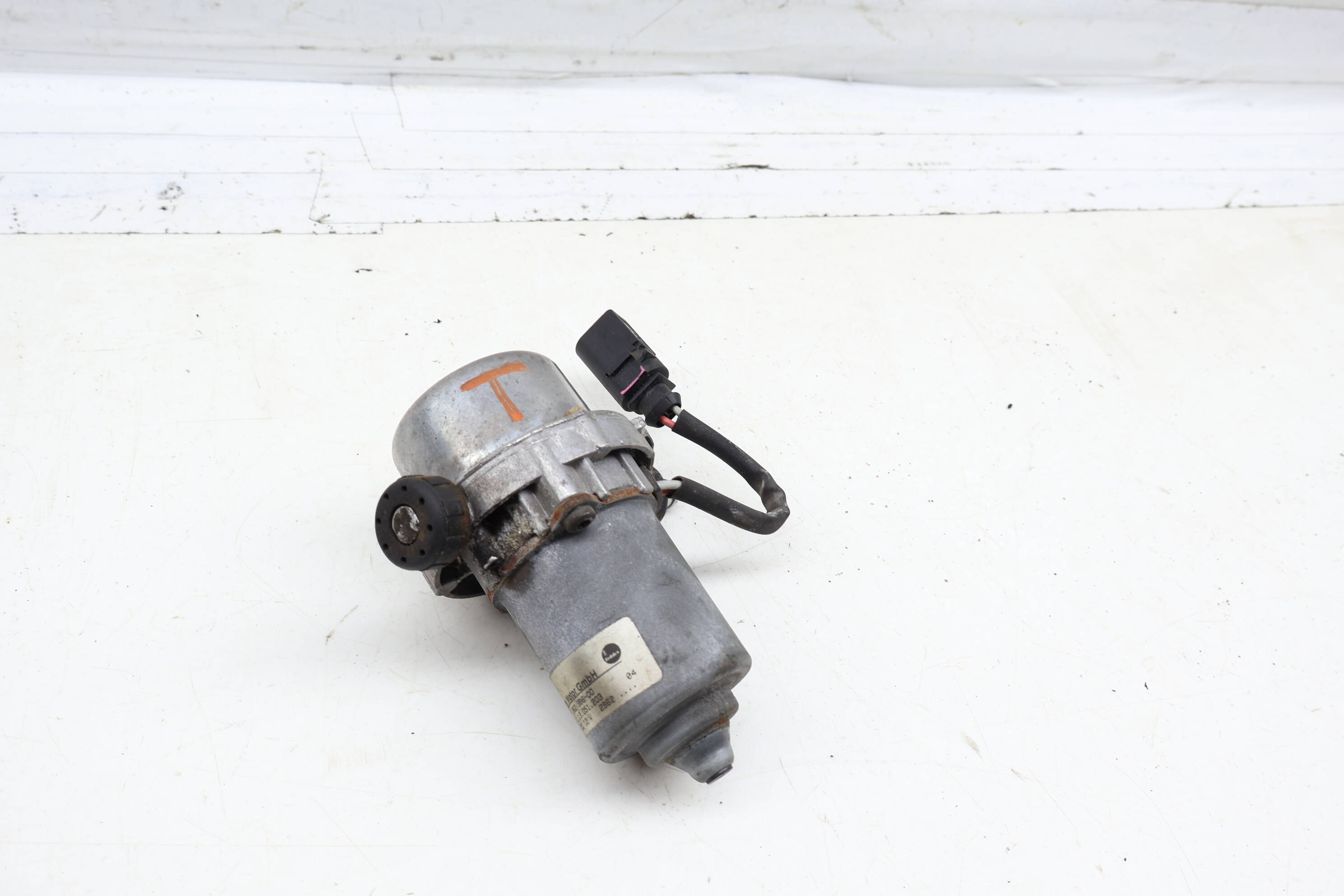 Brake Booster Vacuum Pump 8E0927317