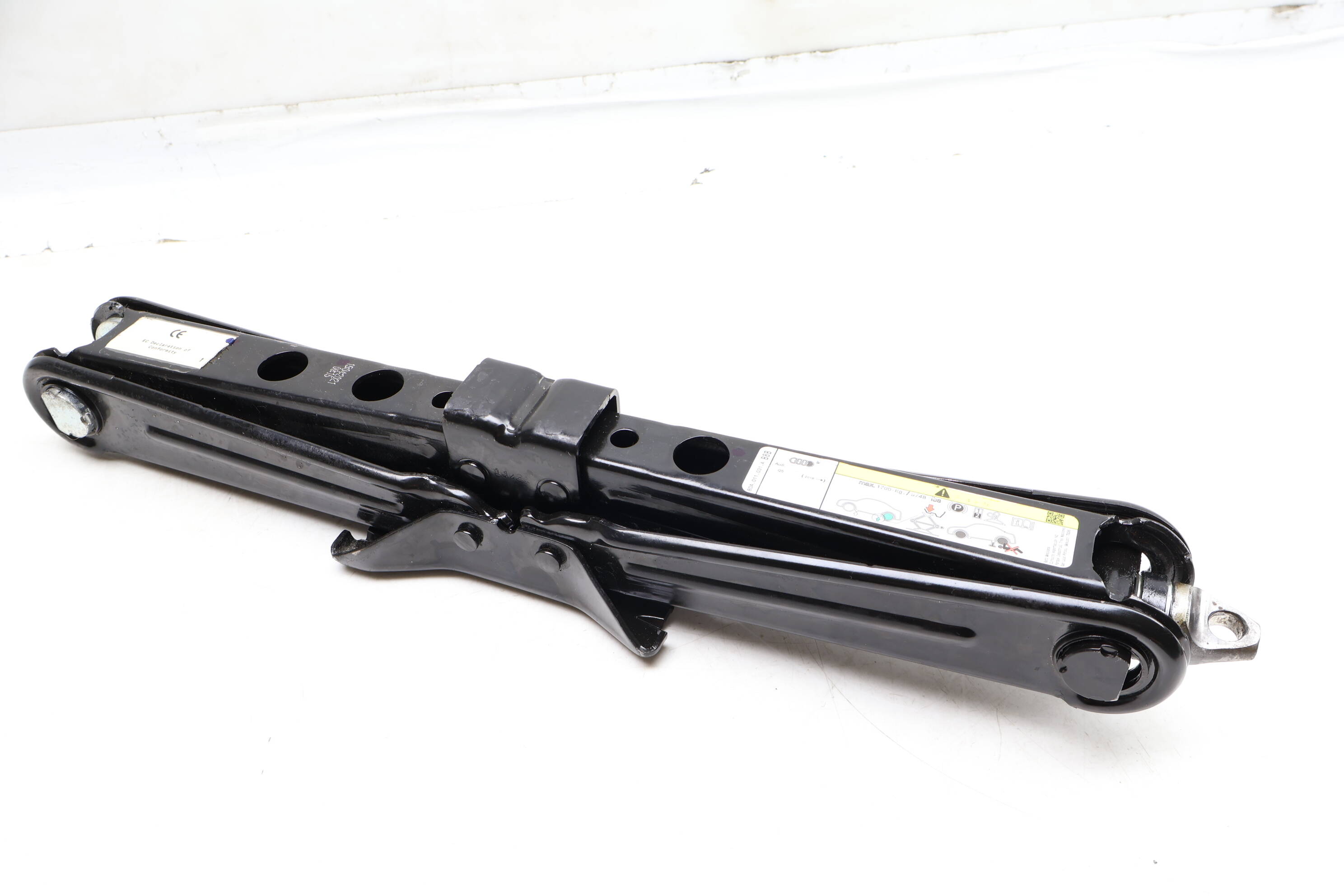 Scissor Jack 80A011031A