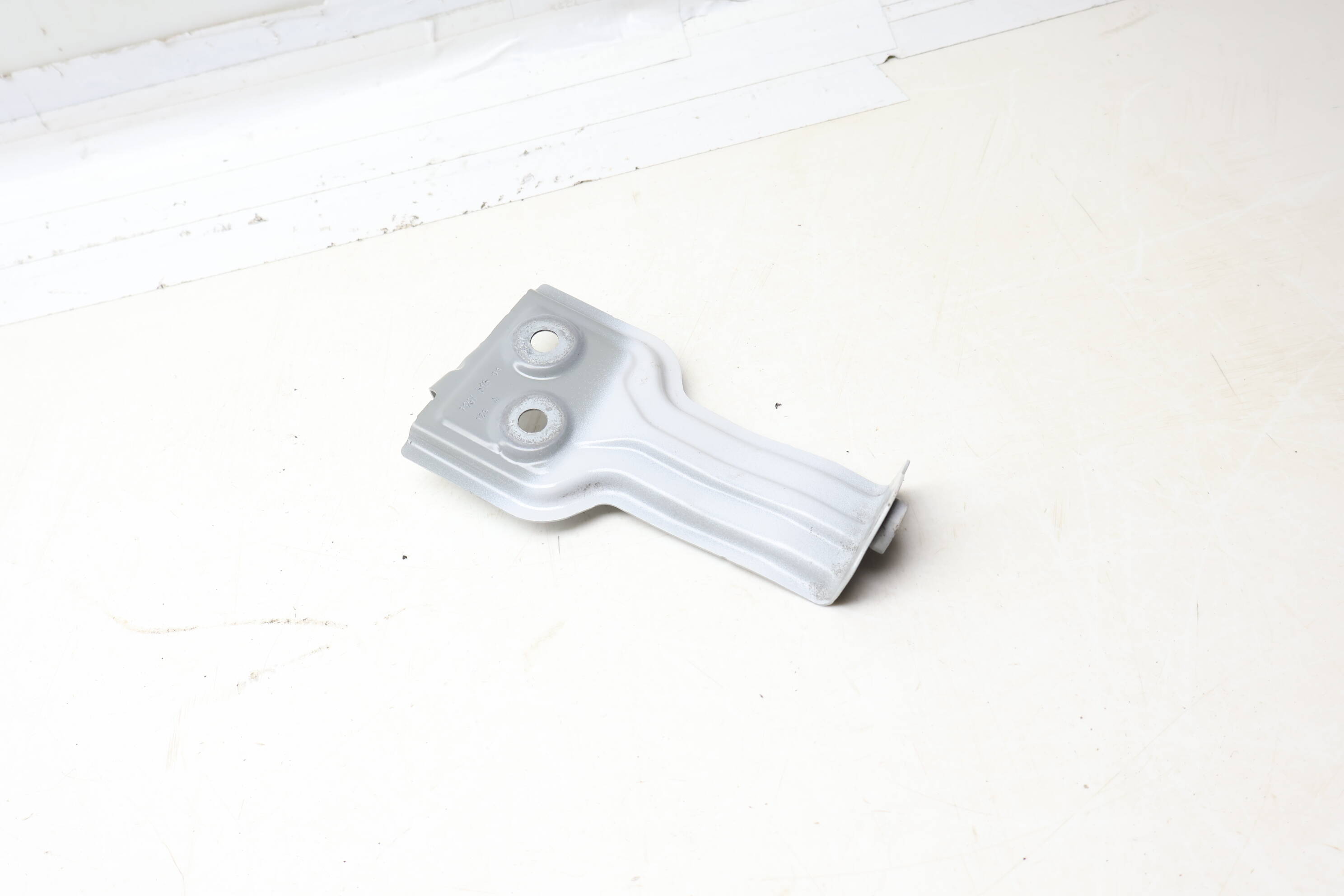 Fender Mount Bracket 41357397516