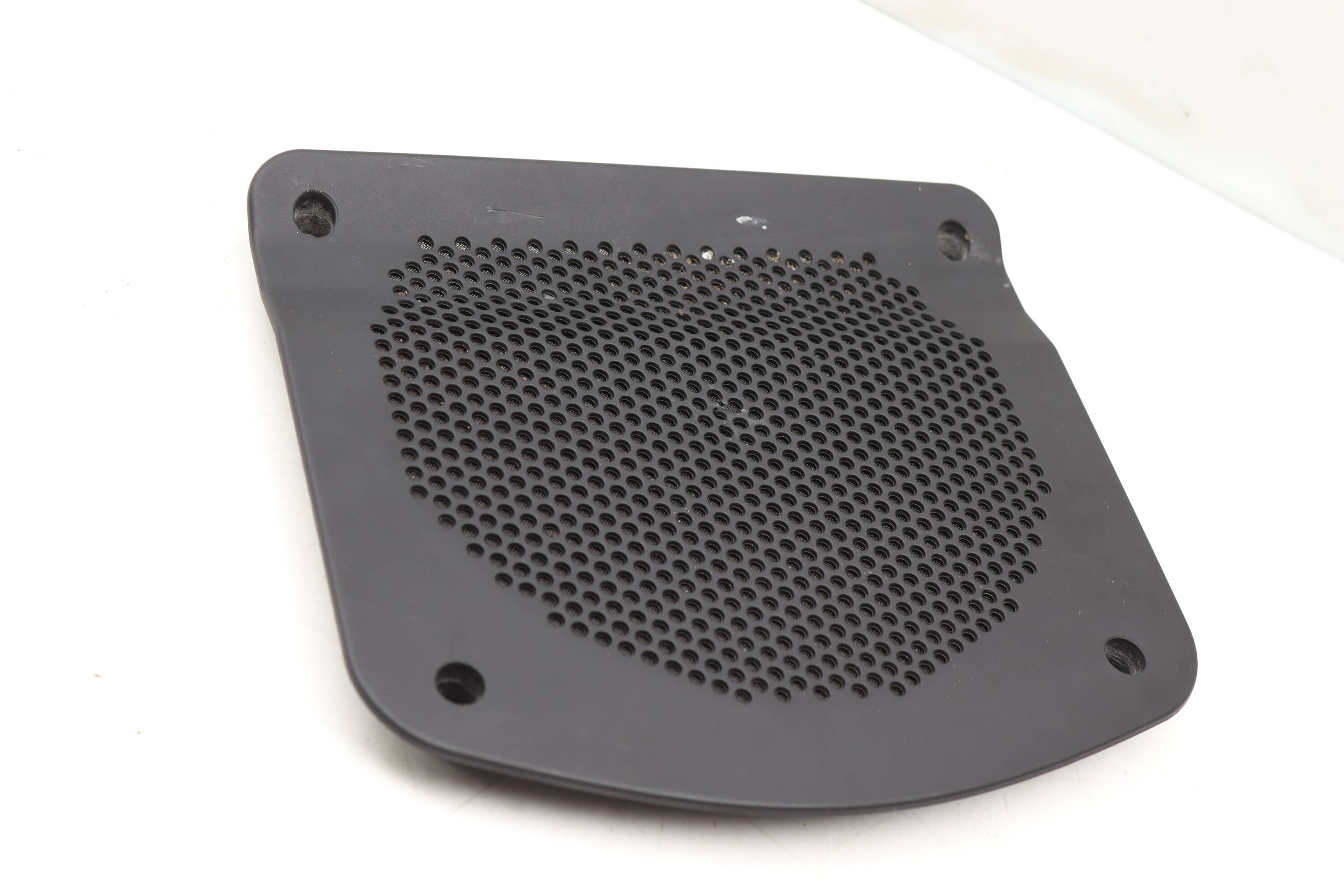 Central Speaker Subwoofer / Woofer Speaker Grille 65139229977