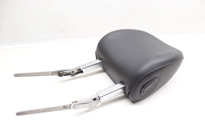 Headrest / Head Rest 4M0881901D main product photo