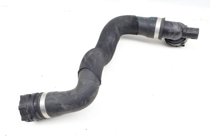 Lower Radiator Coolant Hose / Line 17127535591 main product photo