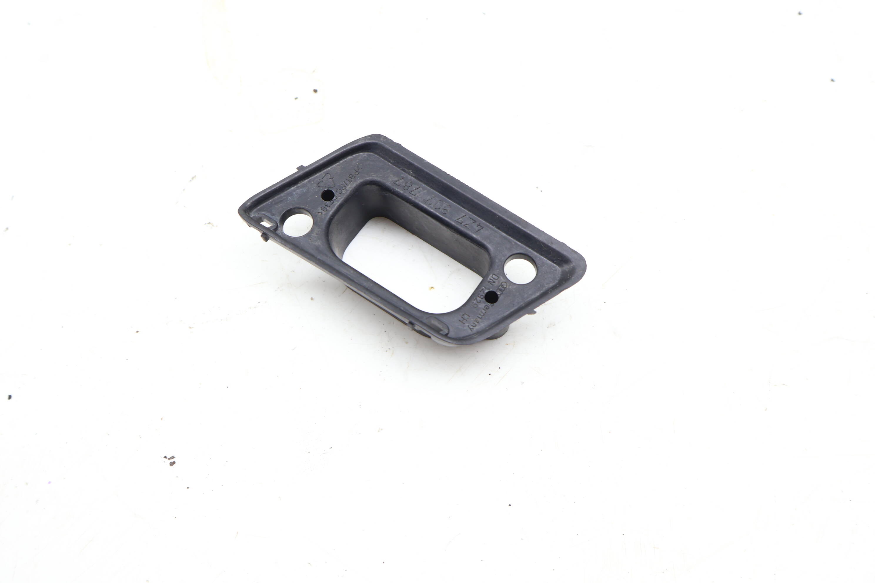 Headlight Washer Sprayer Guide 4Z7807787