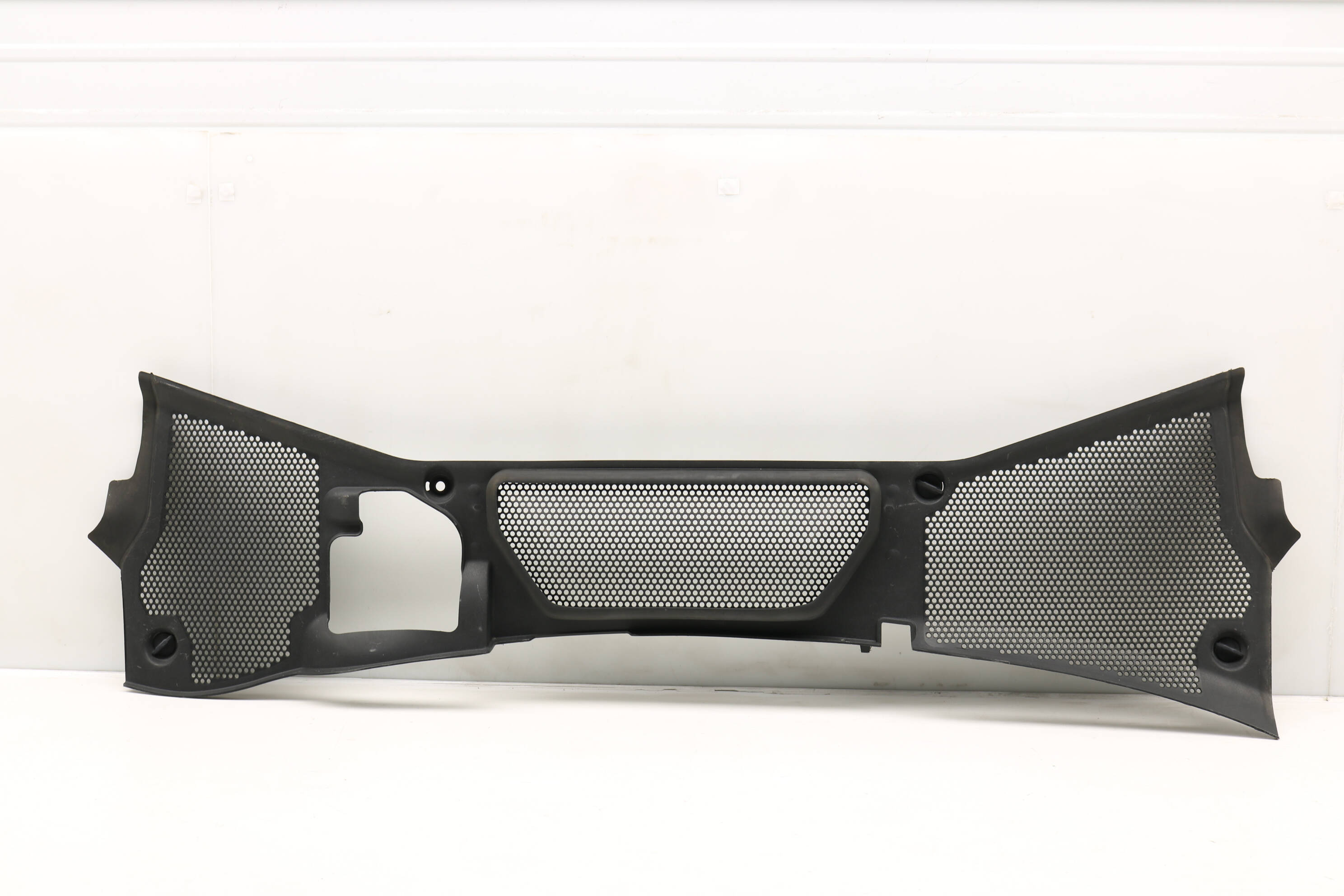 Firewall Cowl / Water Deflector Cover 3D1819417G