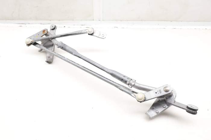 Windshield Wiper Transmission / Bracket LR058845 main product photo