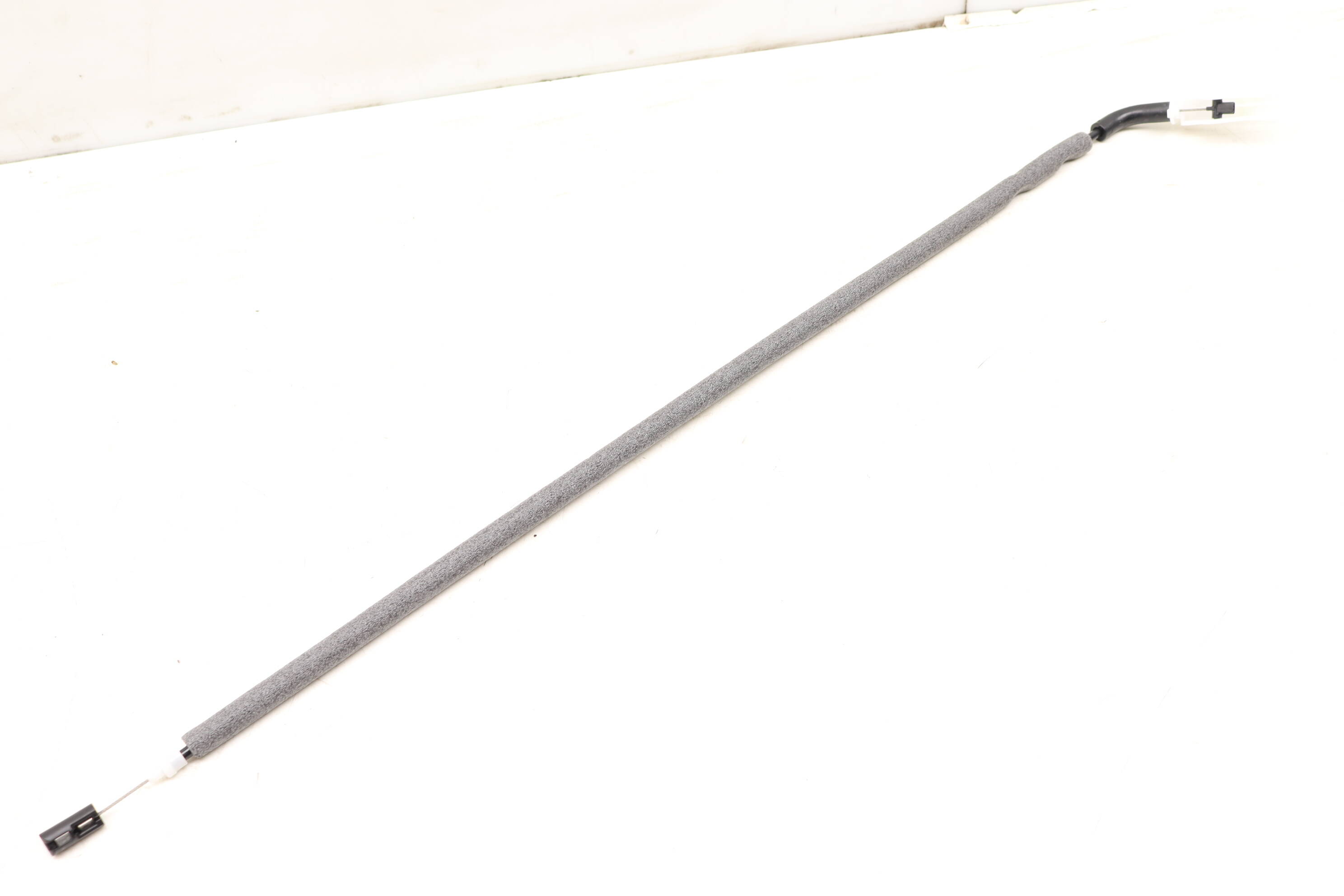 BMW Front Interior Door Handle Release / Bowden Cable 51217259827