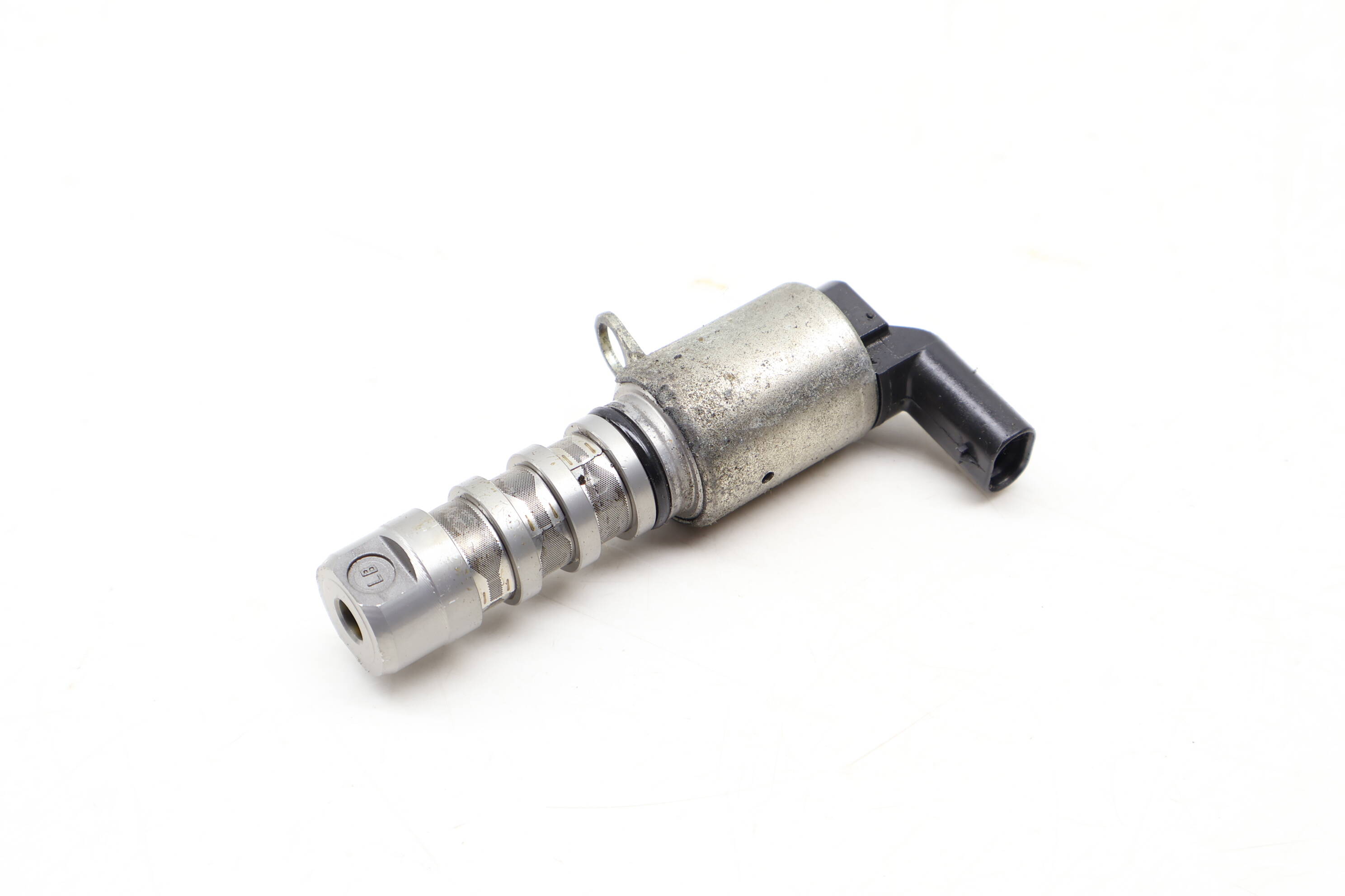 Cam / Camshaft Oil Control Valve (N205) 06E109257T