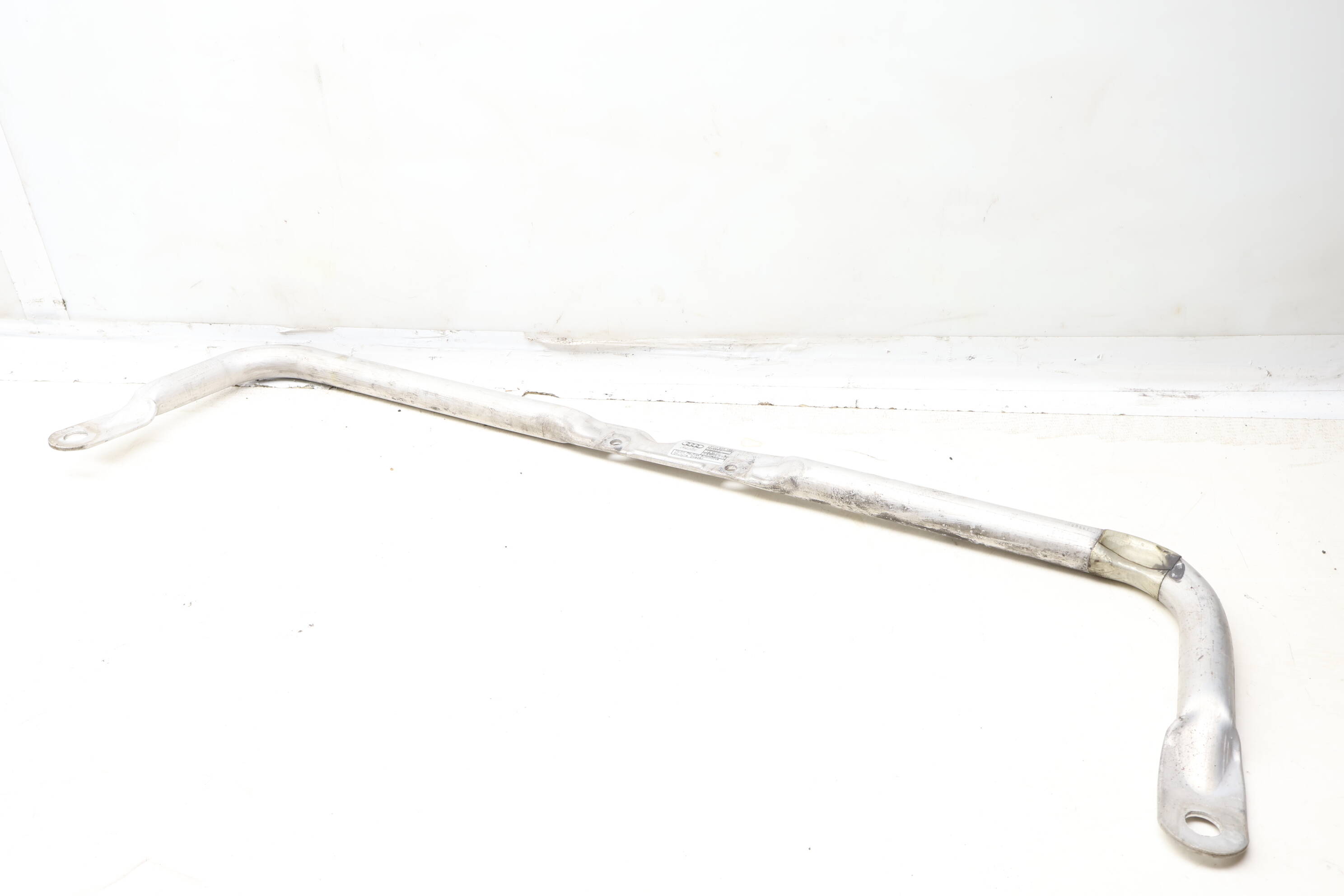 Core Support Bracket Bar / Radius Rod 8N0805489