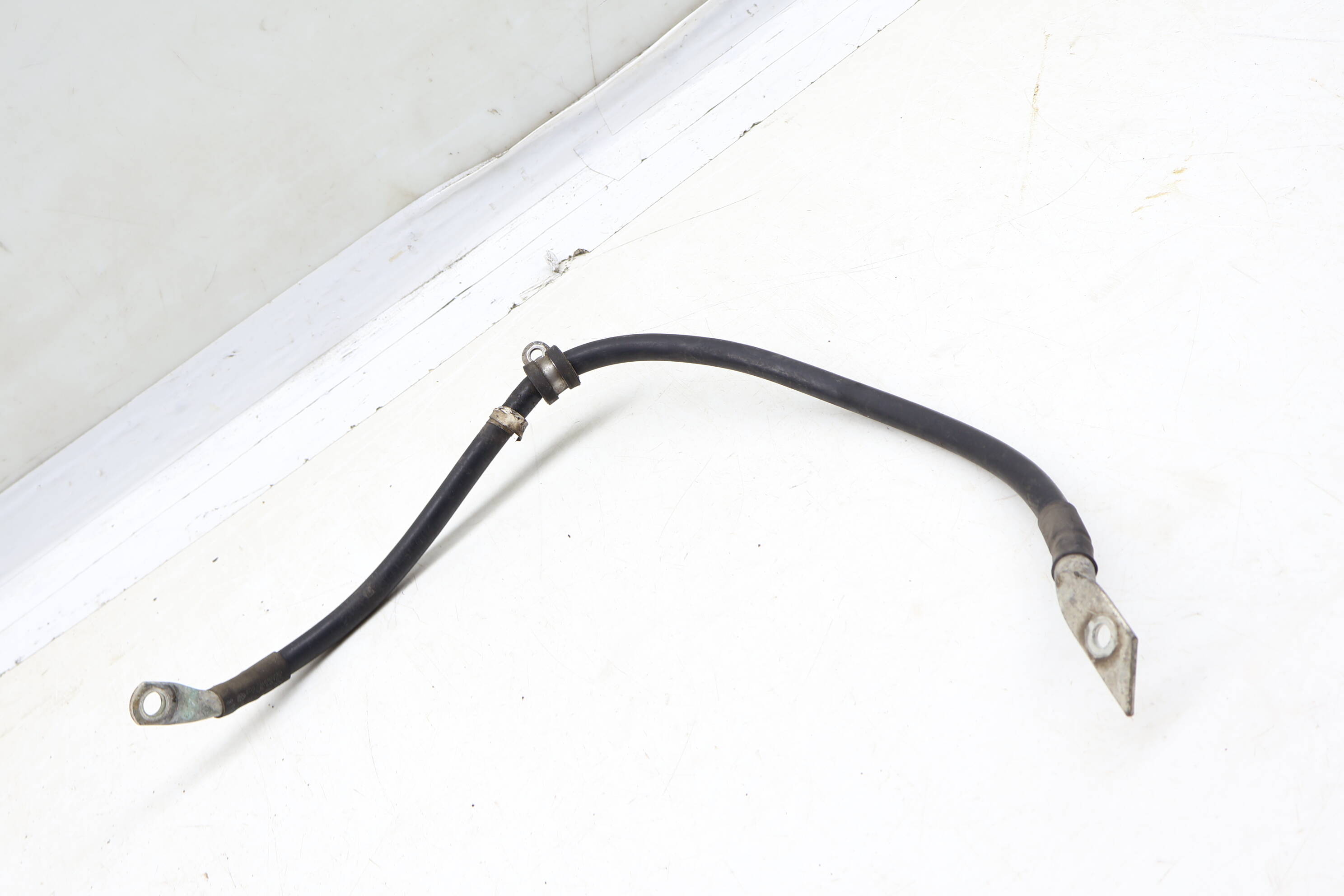 Battery Ground Strap / Cable 7L6971537B