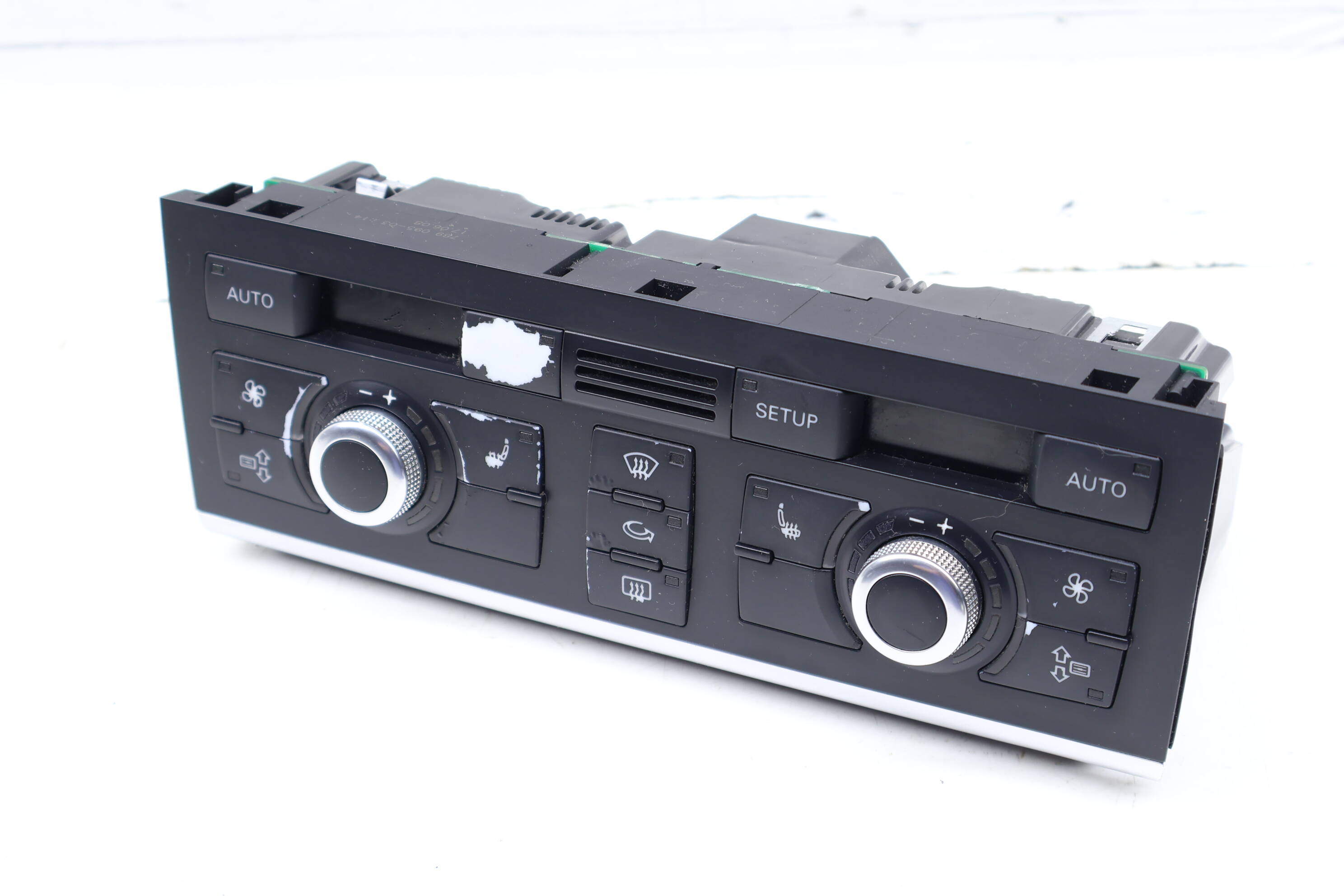 Climate / Temp Control Unit 4F1820043AG