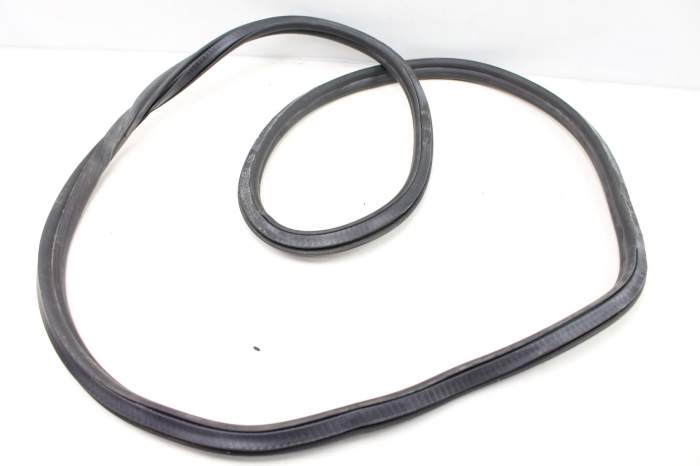 Trunk Seal / Weather Stripping 4F5827705B main product photo