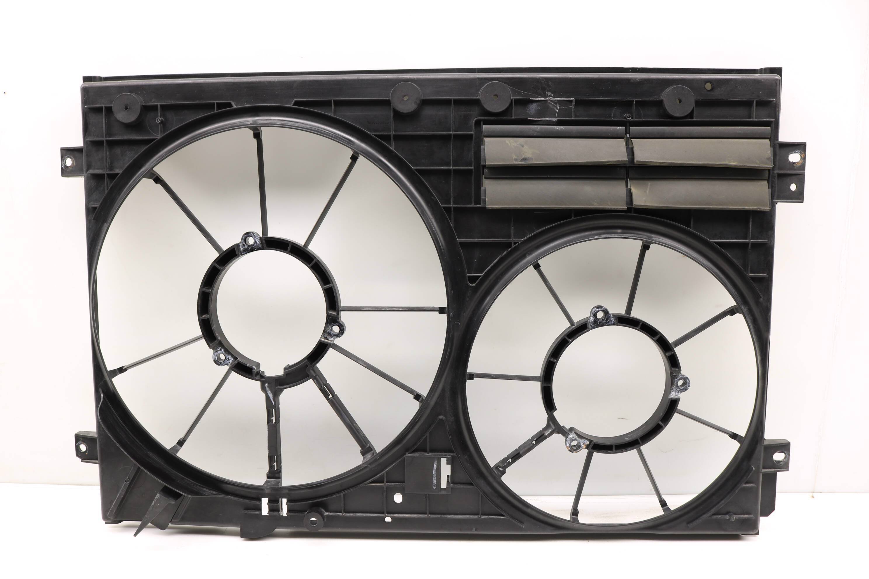 Radiator Dual Fan Cowl / Housing 1KM121205