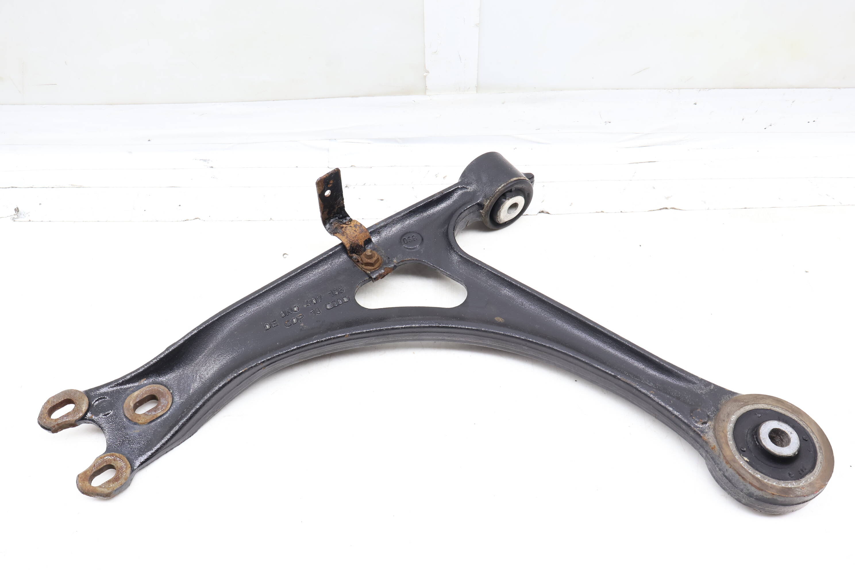Lower Control Arm 8N0407165