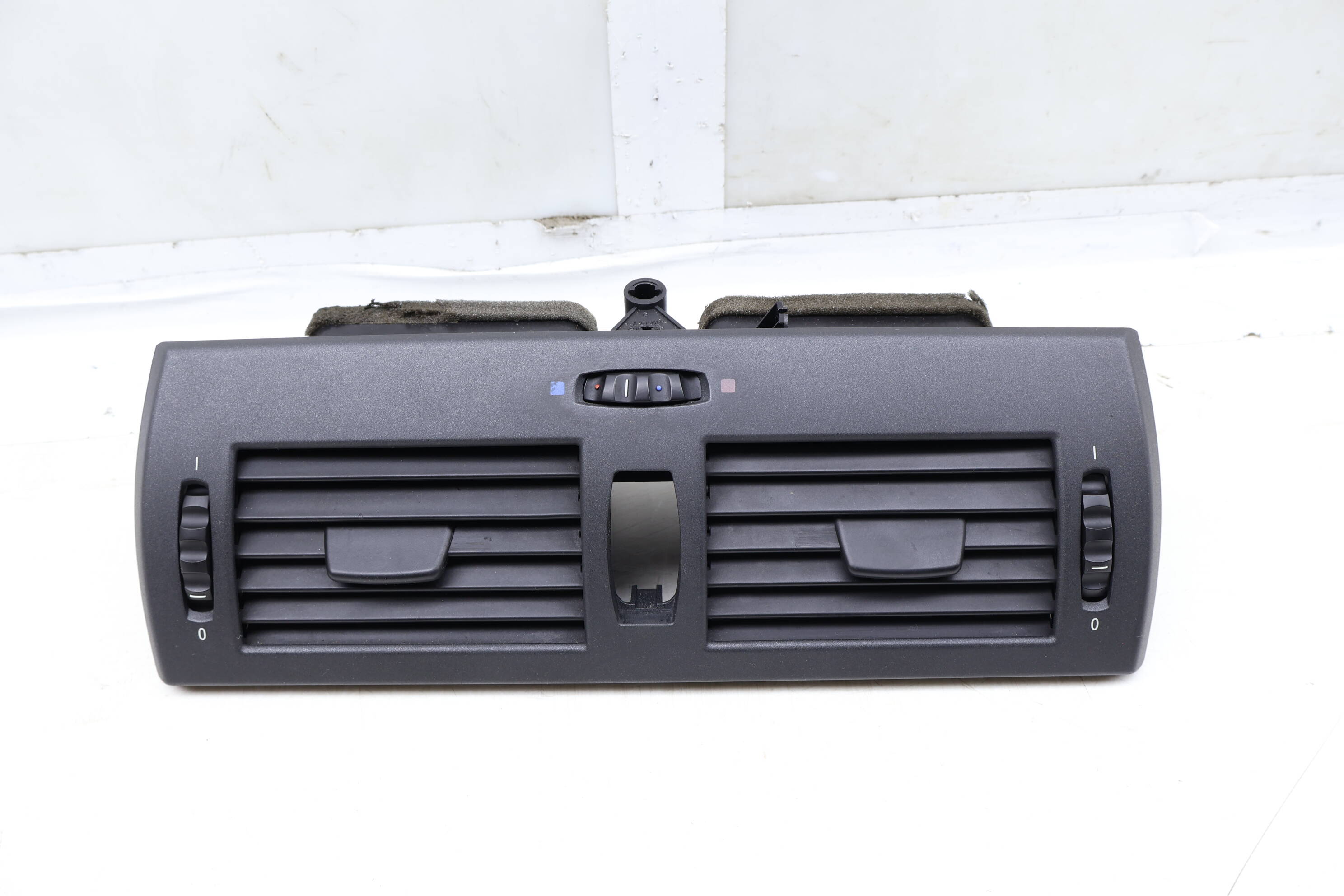 Center Dash Air Vent 64223400074