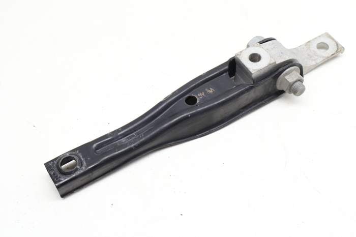 Dogbone / Pendulum Mount Bracket 3QD199855 main product photo