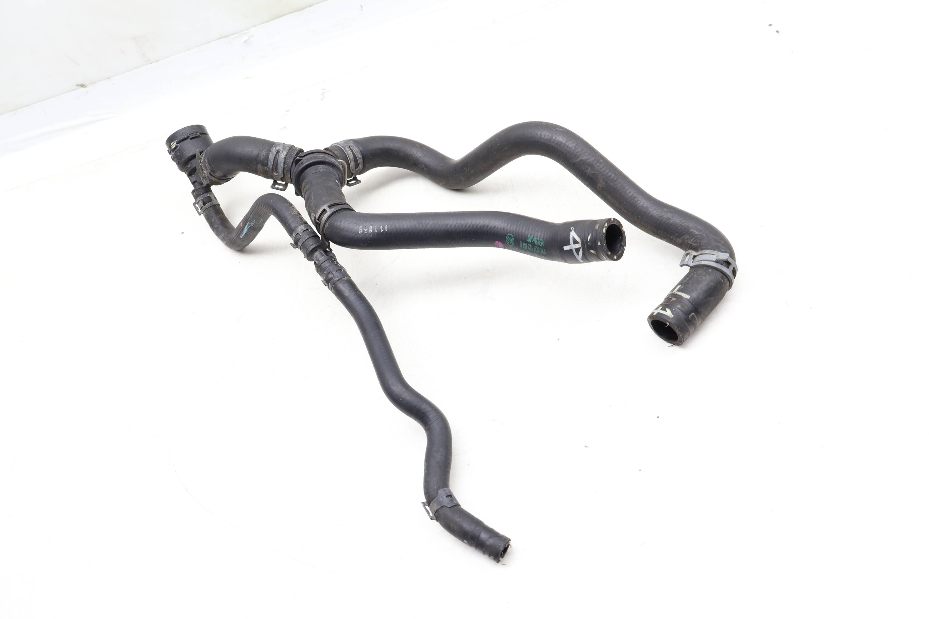 Coolant Hose / Line Set 3QF122157G