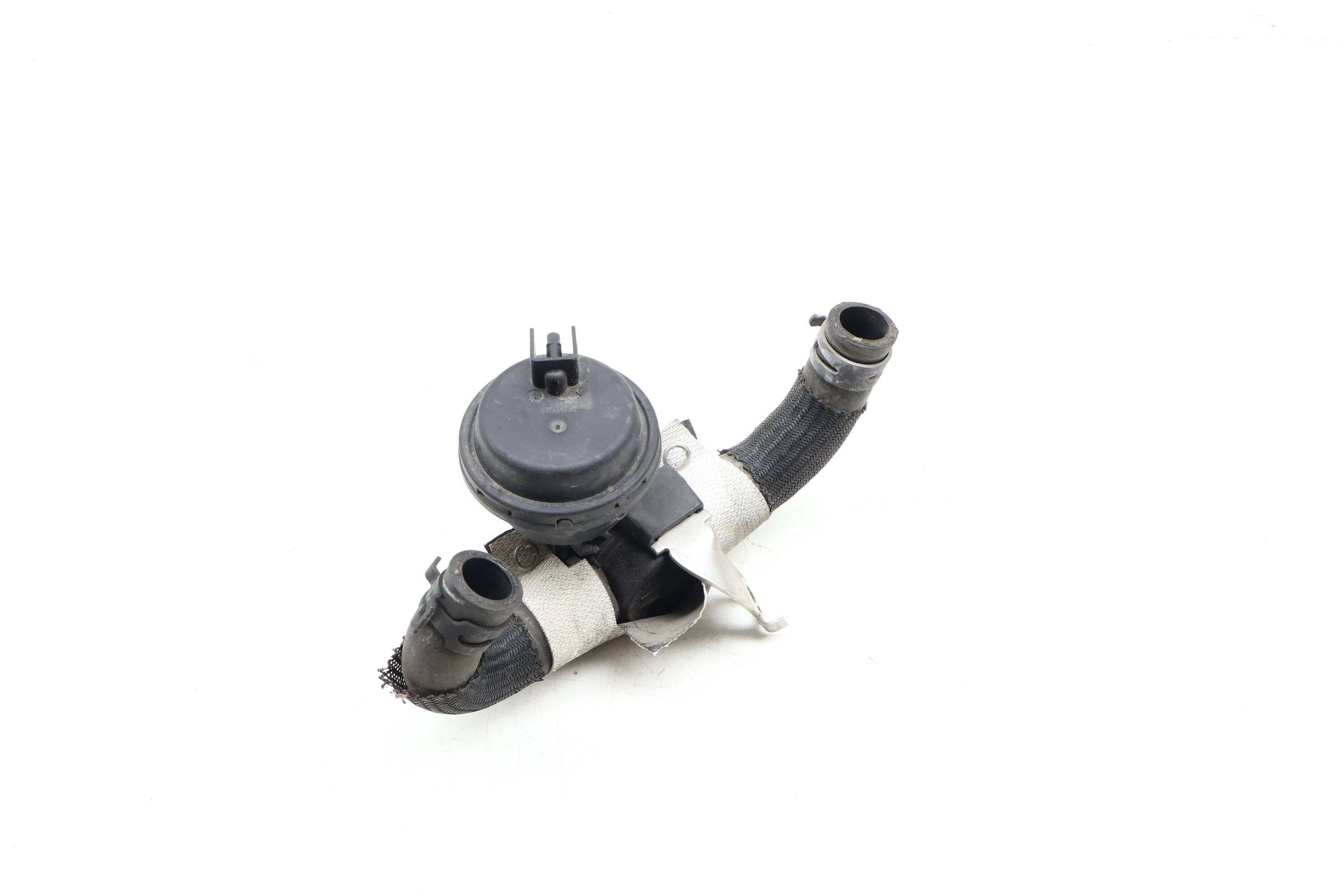 Heater Coolant Valve W/ Hose Set 06E819809C