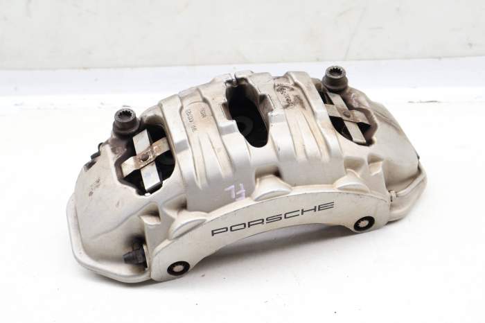 Brake Caliper (Brembo) 95B615105L main product photo