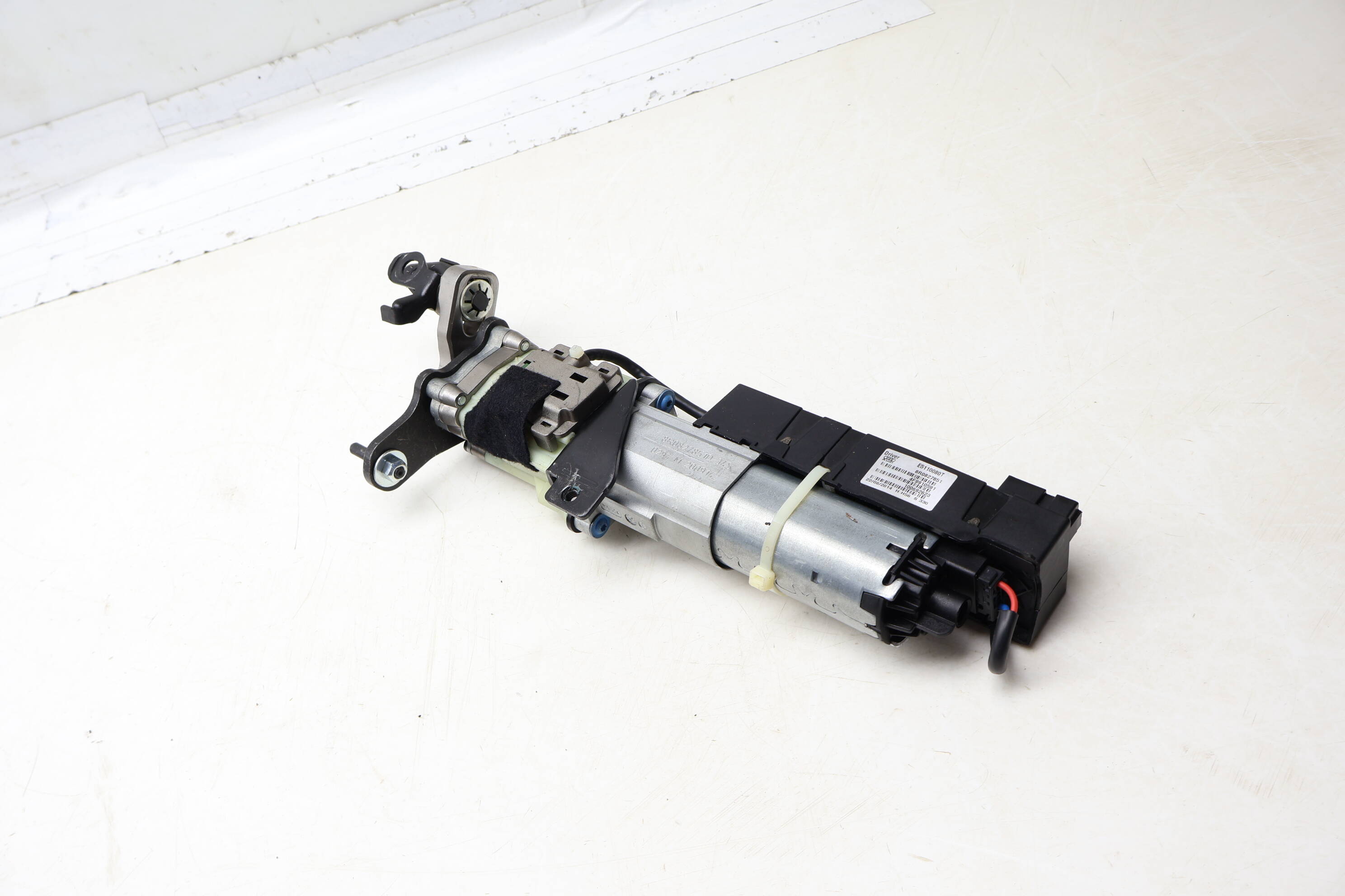 Trunk / Hatch Drive Unit Motor 8R0827851D