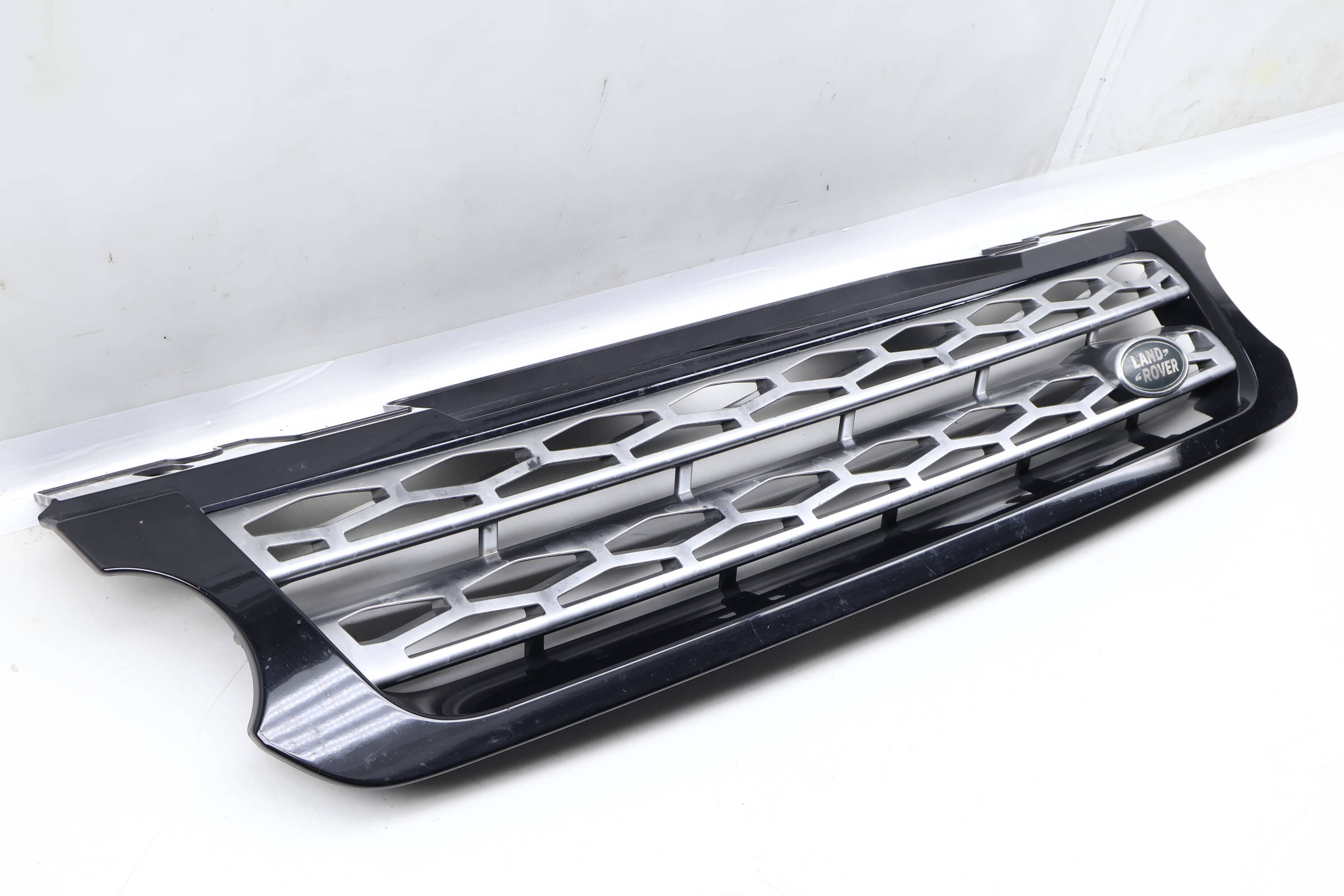 Bumper Grille DK628200XX