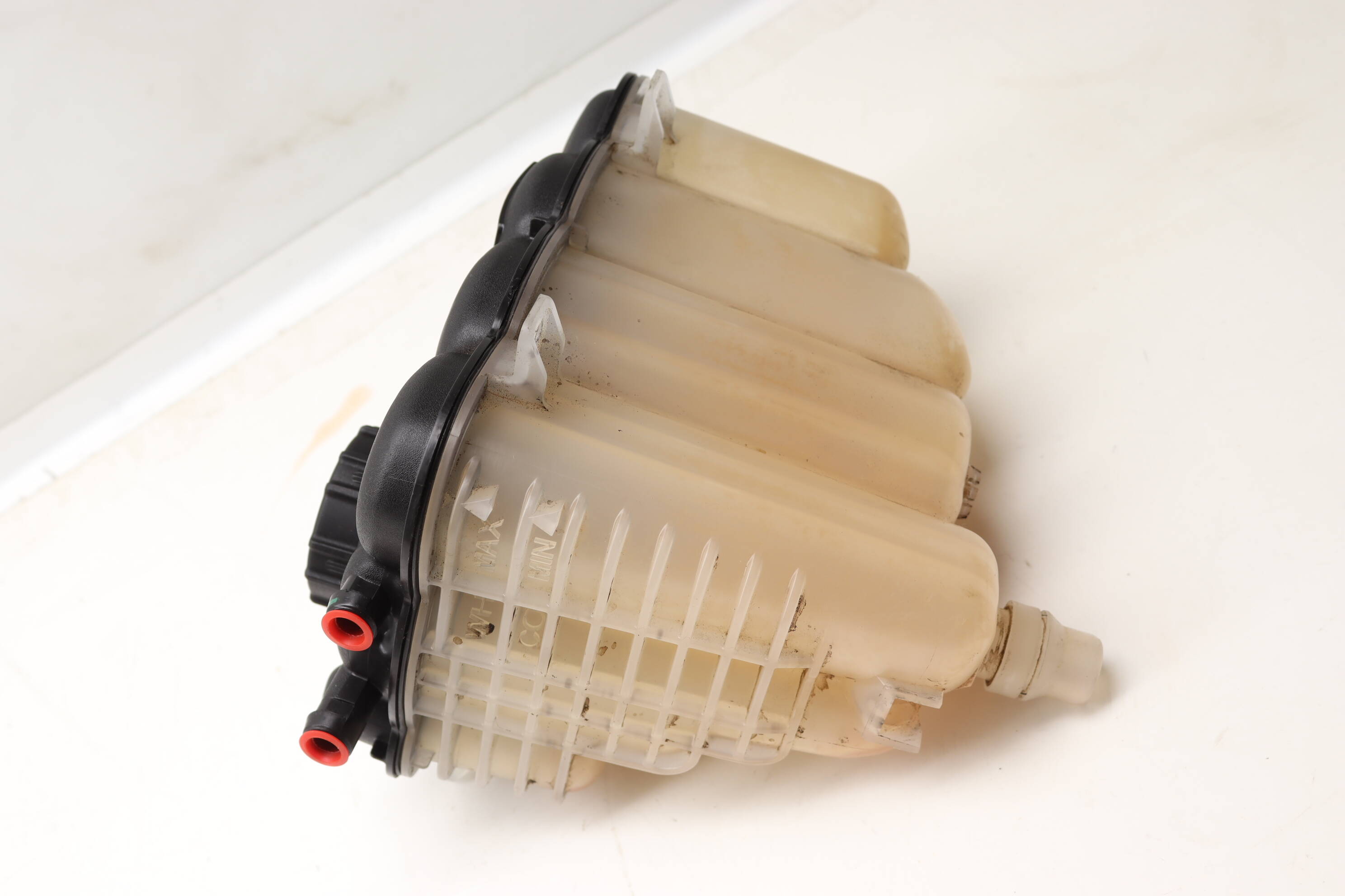 Coolant Reservoir / Tank / Bottle GX738A080AC