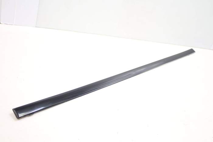 Center Door Molding / Trim 4B0853953A main product photo
