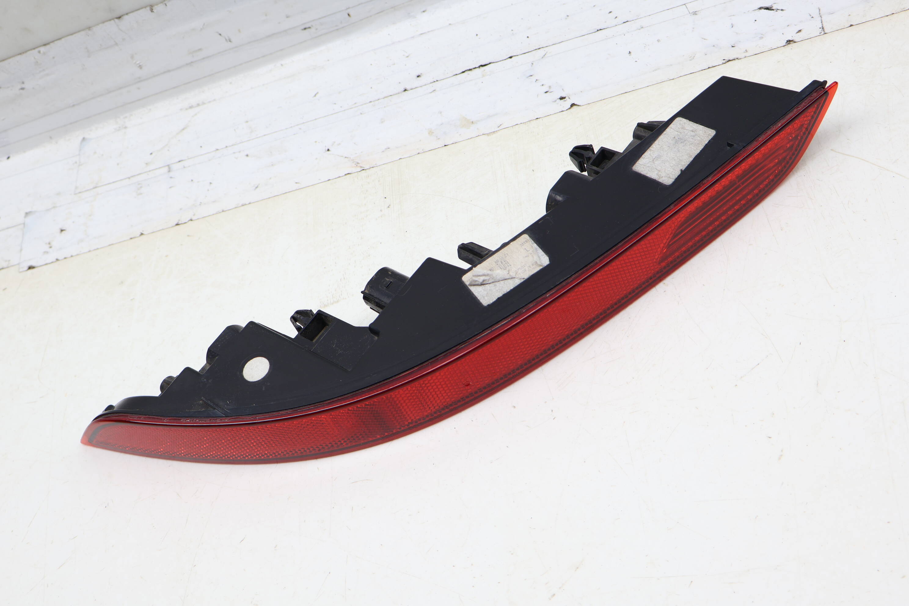 Lower Bumper Tail Light / Lamp 7P5945701B 95863110510