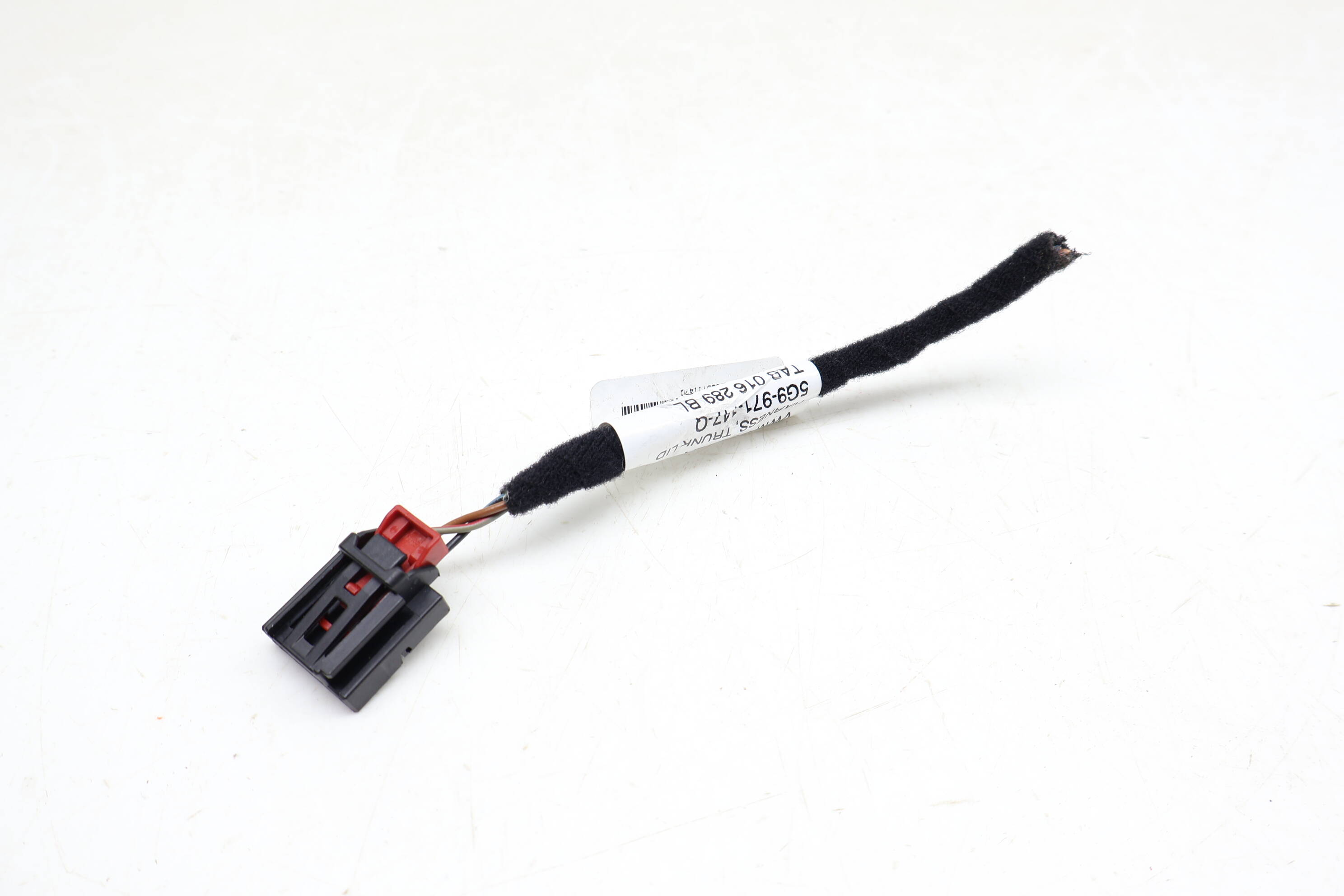 Tail Light Wiring Connector / Pigtail (5-Pin) 5K0972705