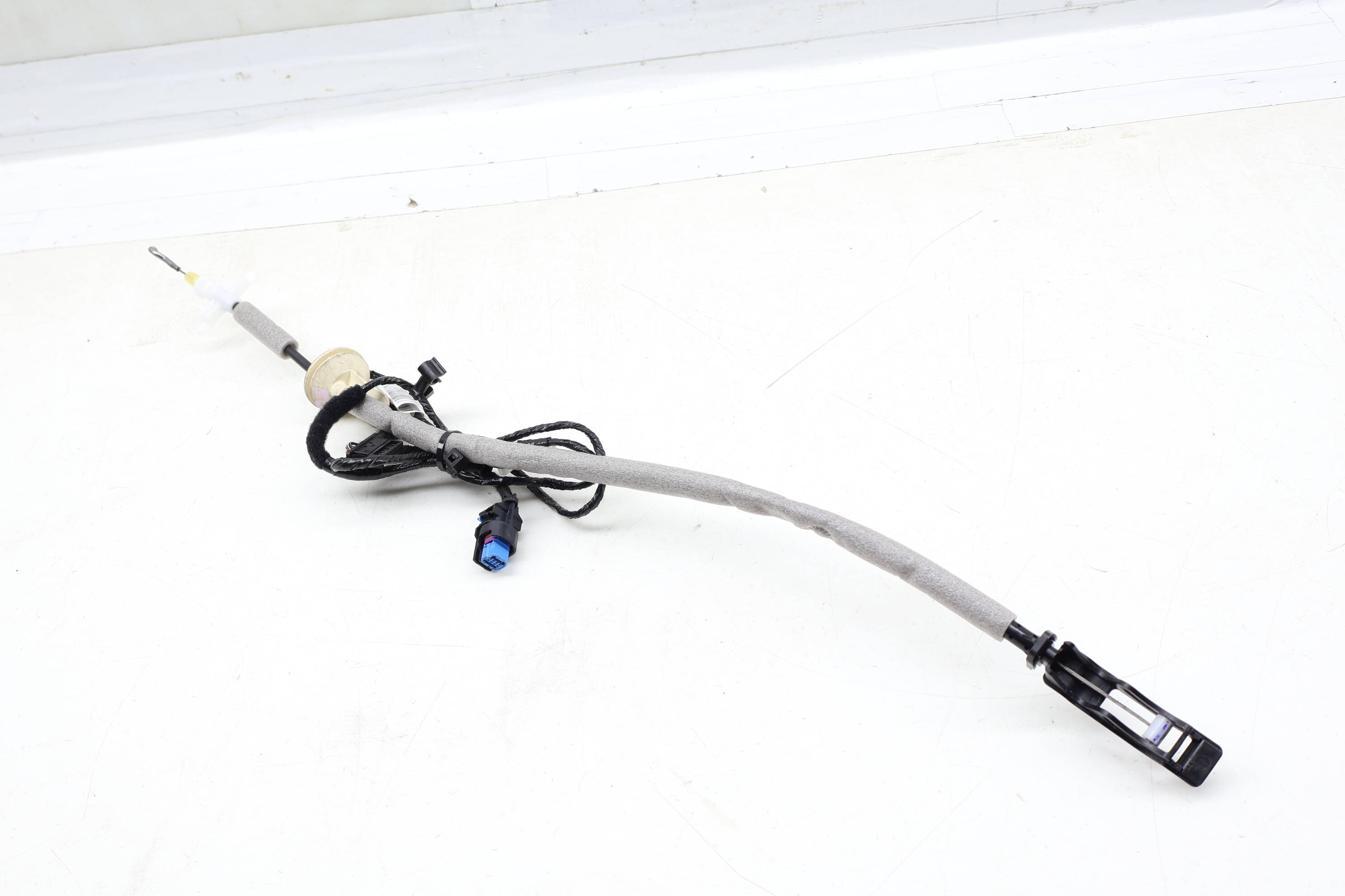 Interior Door Handle Bowden Cable 11A972295E