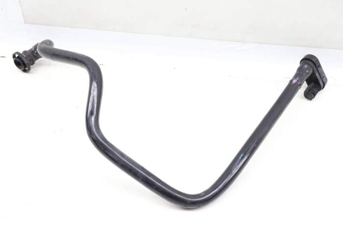 Fuel Vapor Canister Exhaust Steam Line / Pipe 16136758023 main product photo