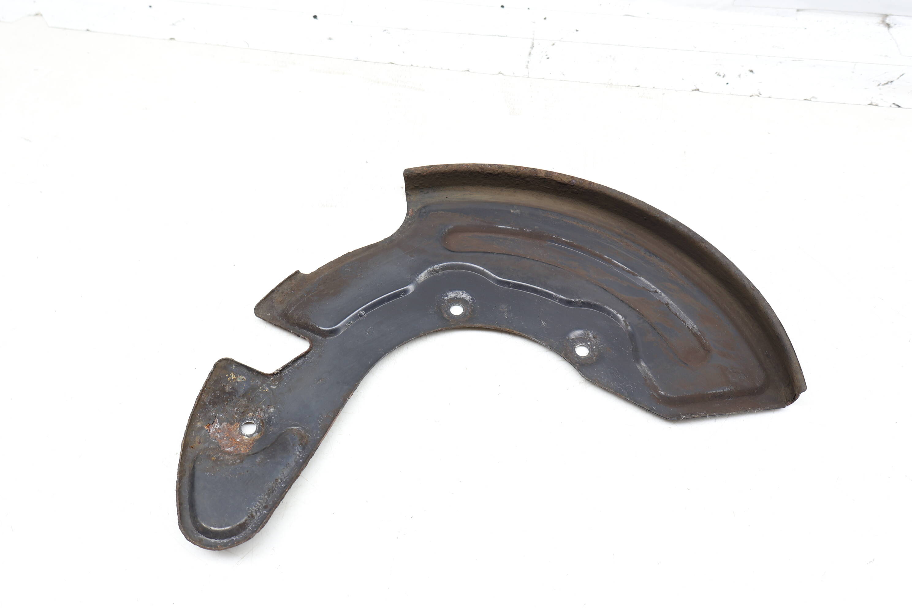 Brake Dust / Splash Shield 8D0615311E