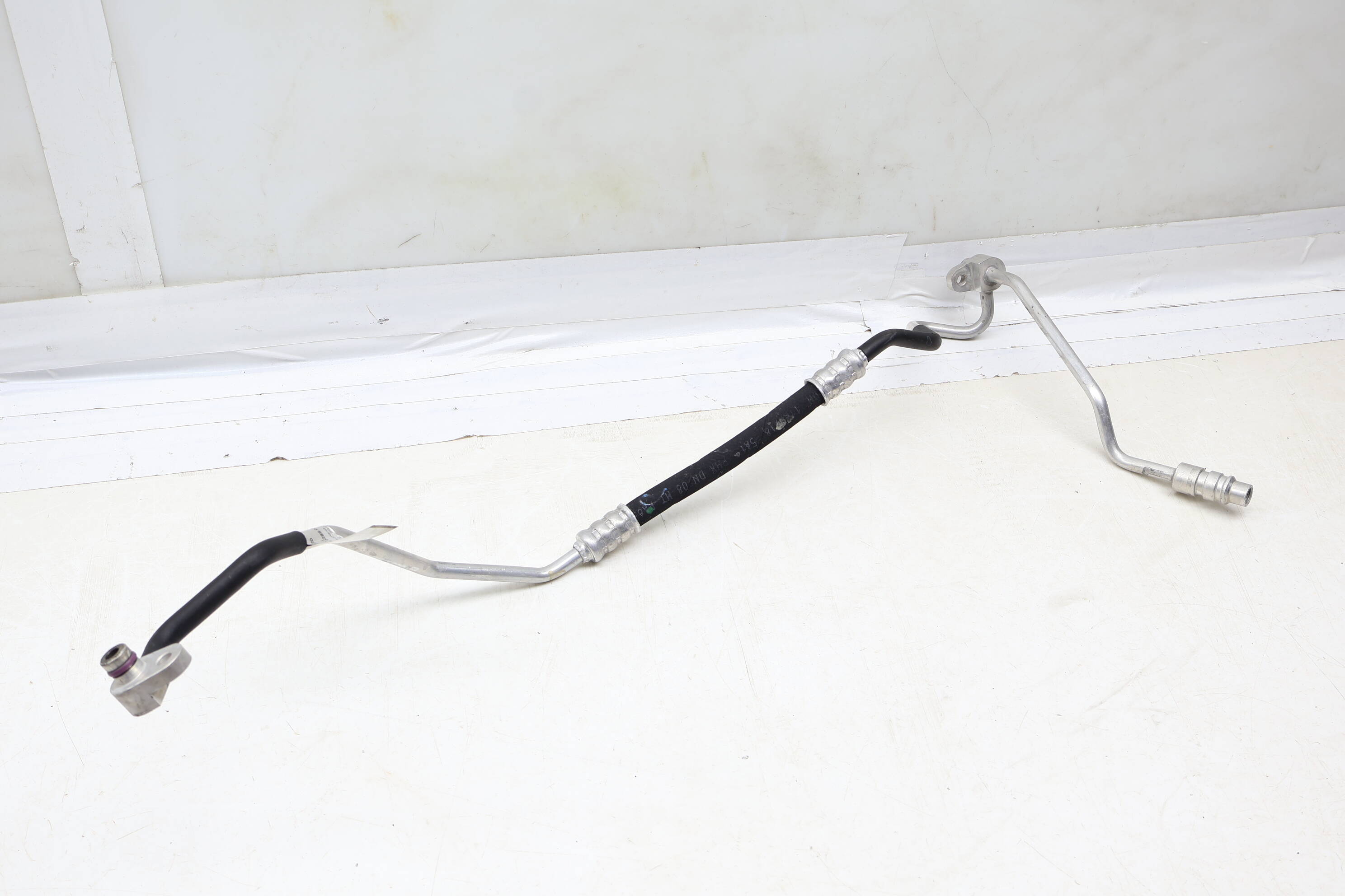 Ac Hose / Line / Pipe 8W1816720