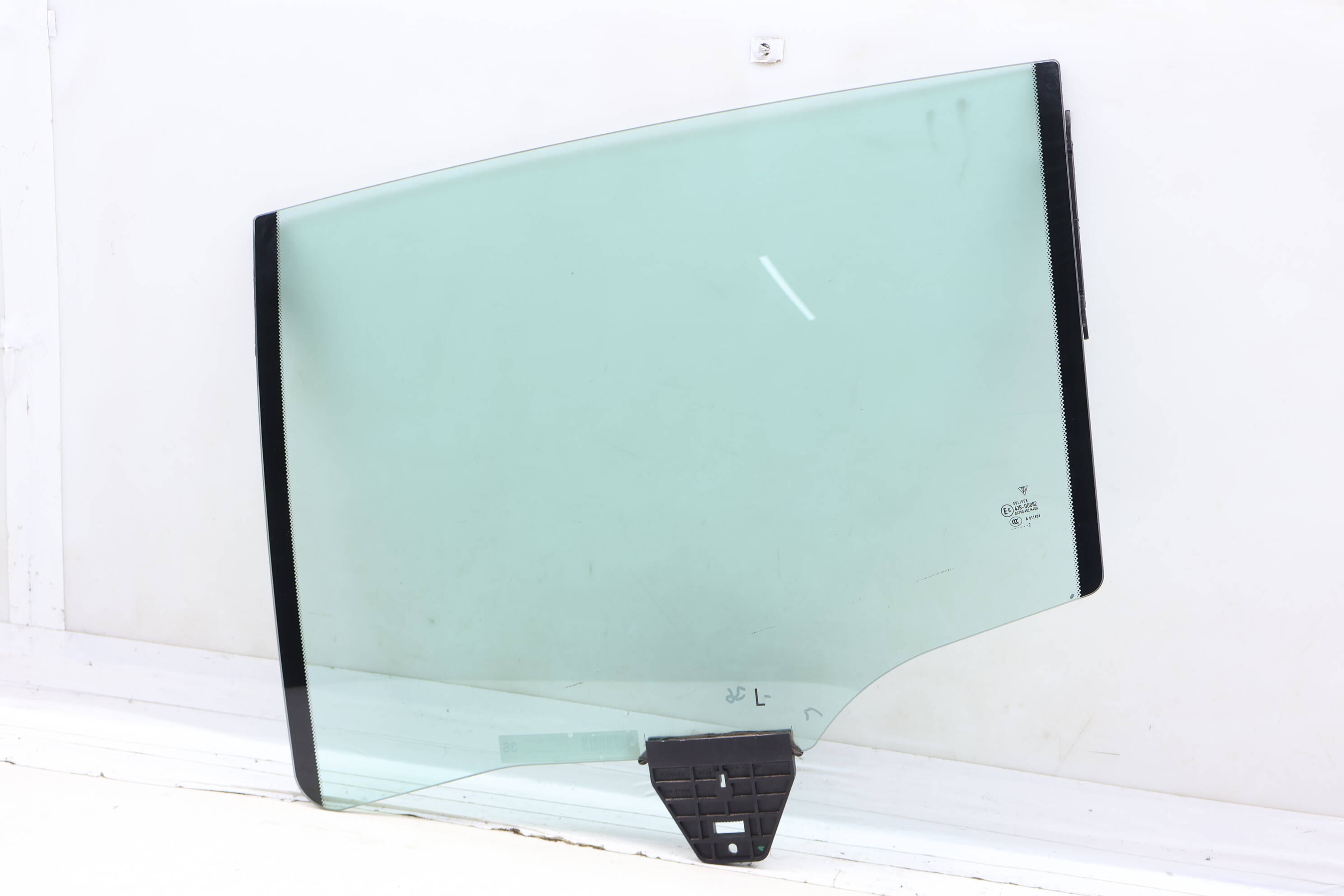 Door Window Glass 97054451106