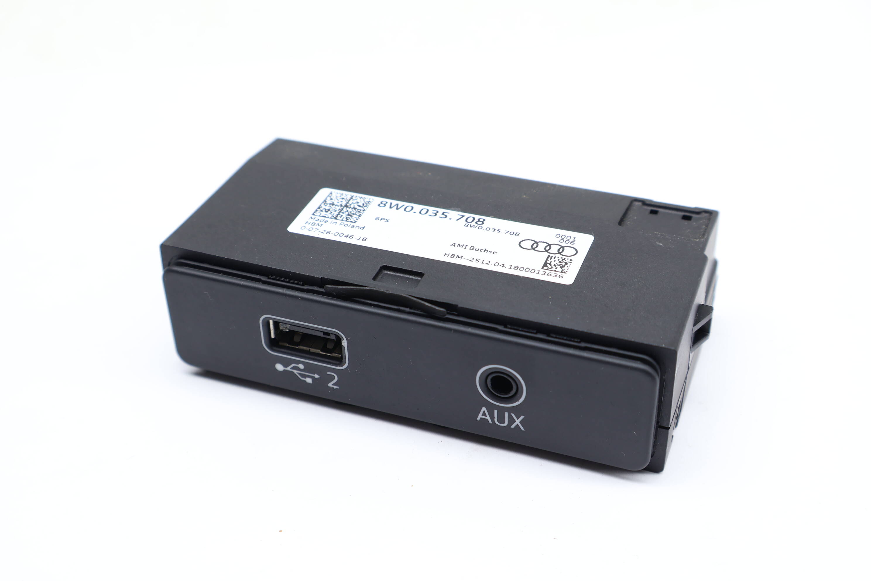 Usb / Aux Port Connection 8W0035708