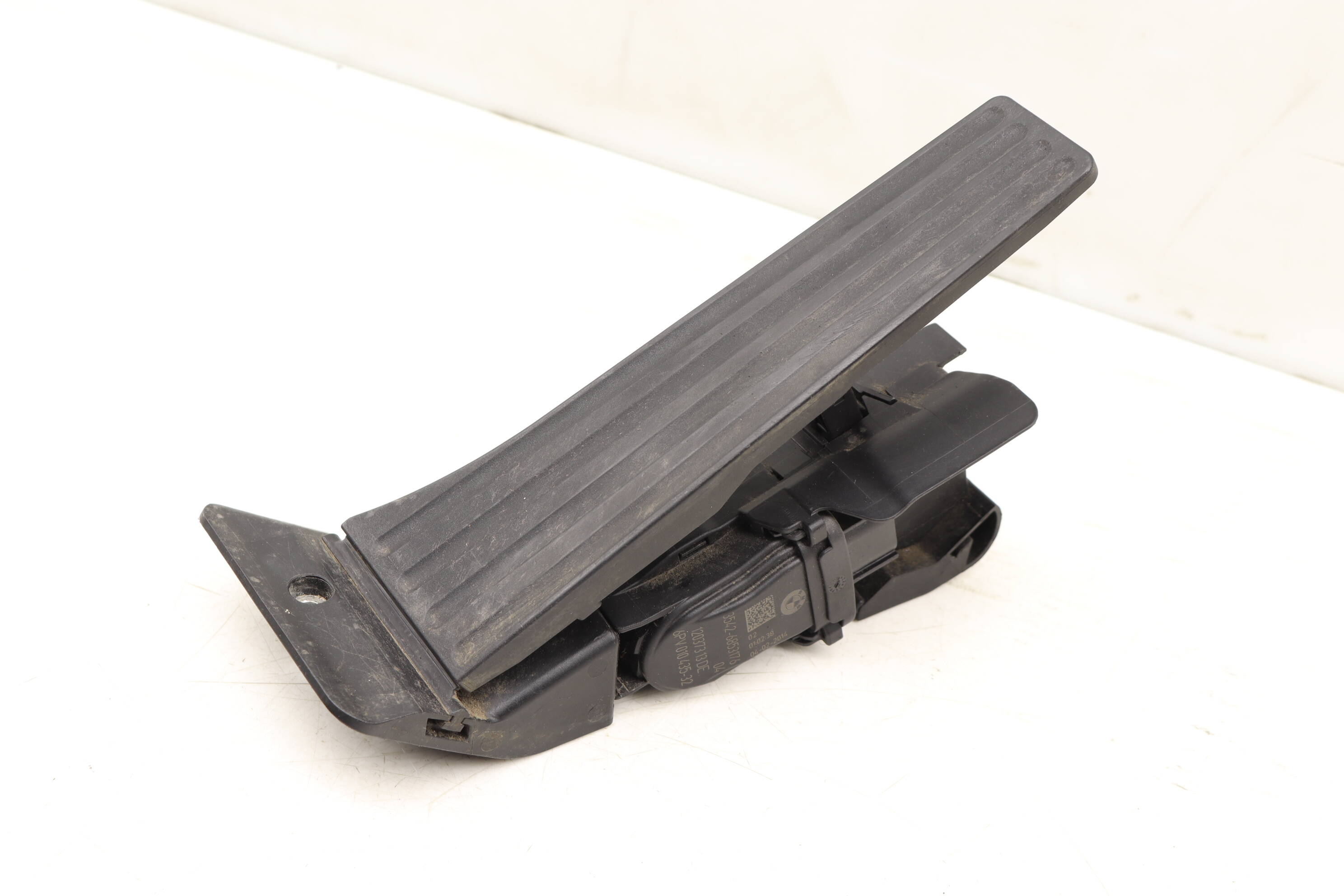 Gas Pedal / Accelerator Module 35426853176