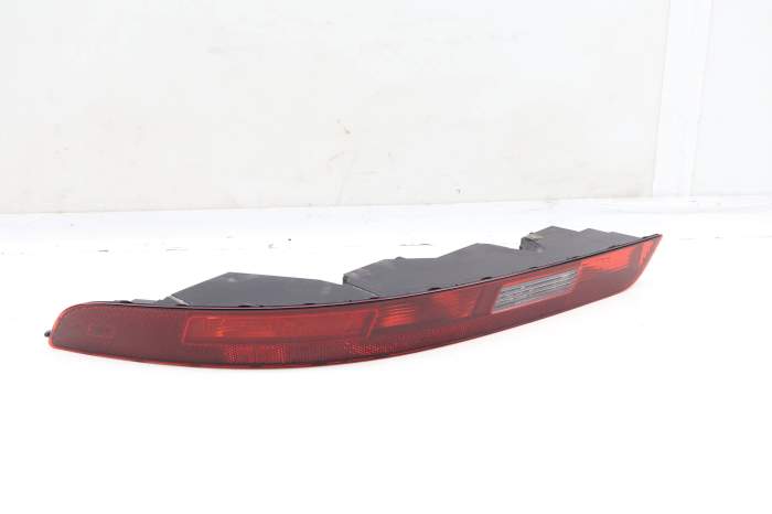 Lower Tail Light / Lamp 8U0945095C main product photo